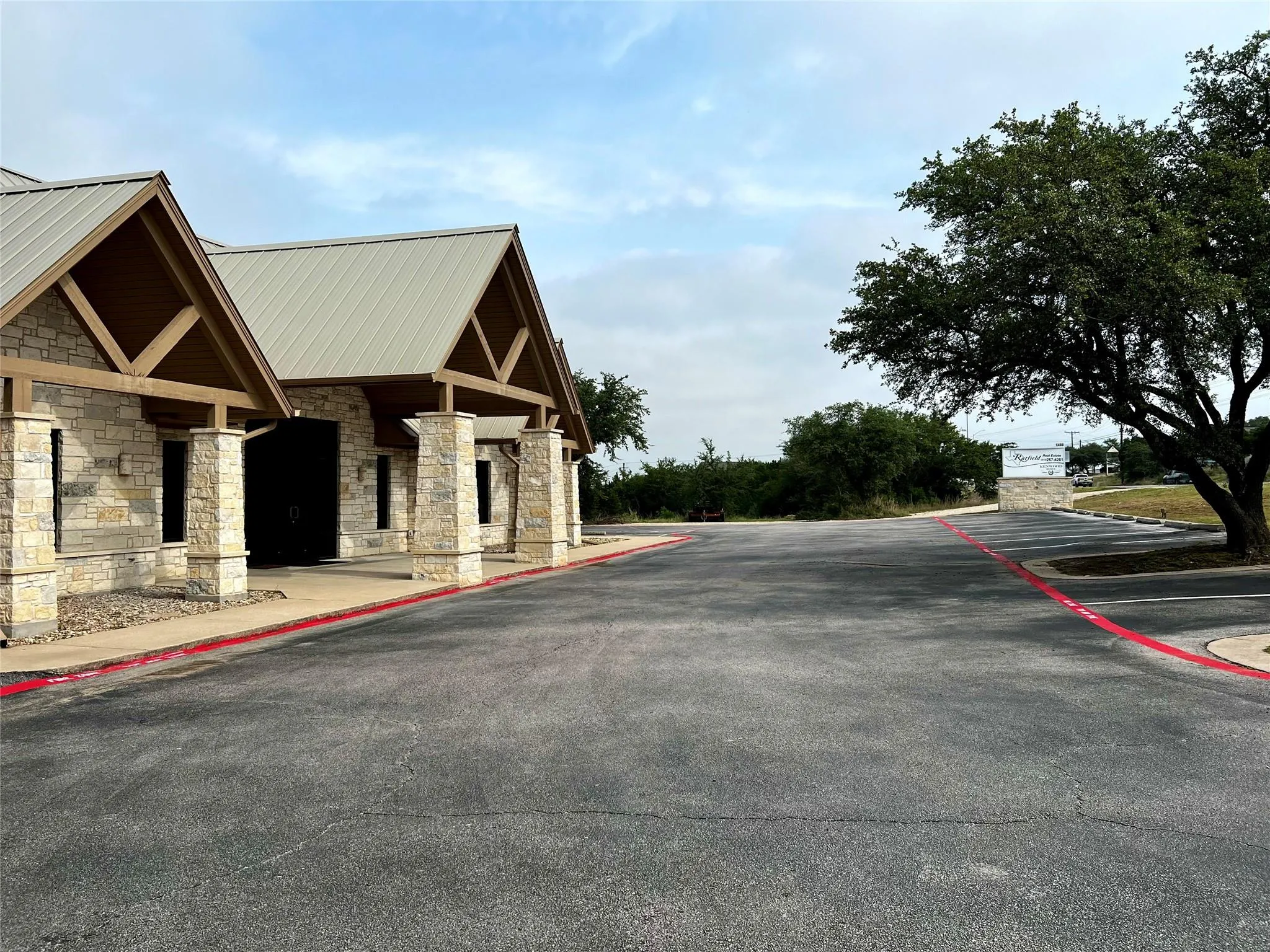 Photo 5 of 6400 LOHMAN FORD RD #2D