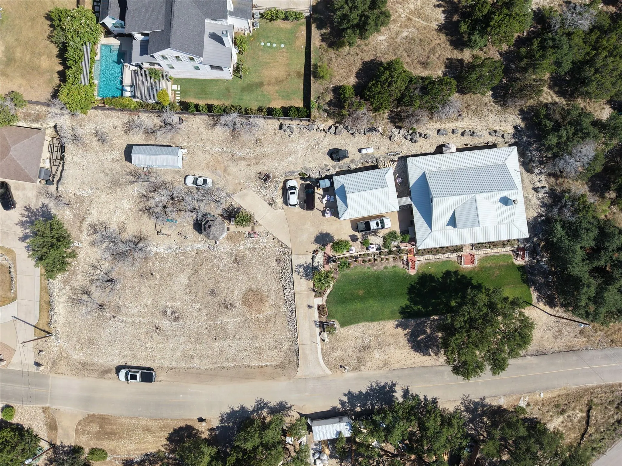 Photo 5 of 403 SINCLAIR DR