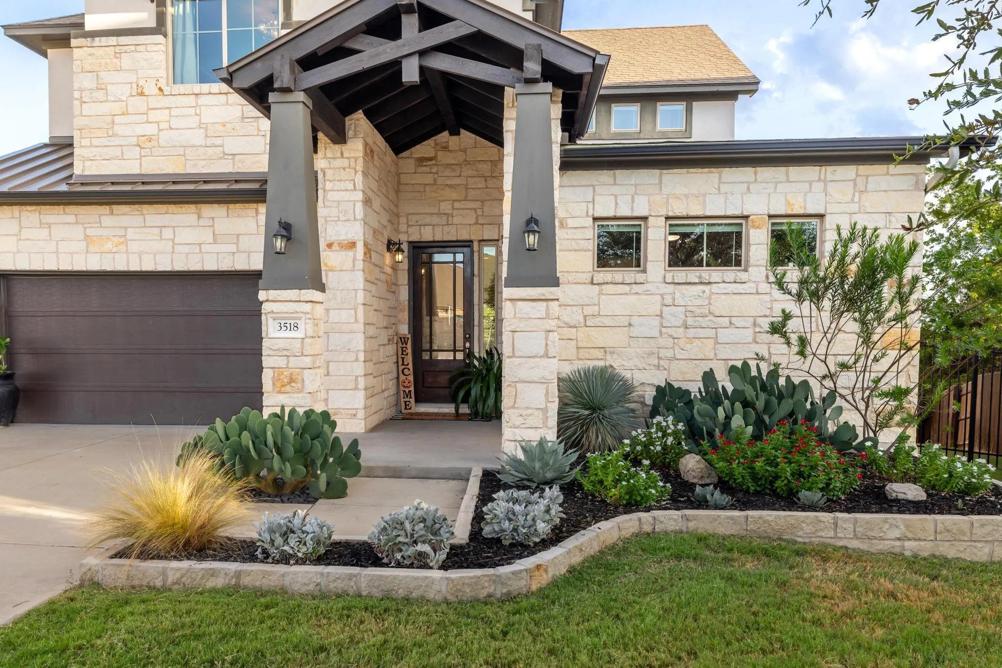 Photo 3 of 3518 SCENIC VALLEY DR