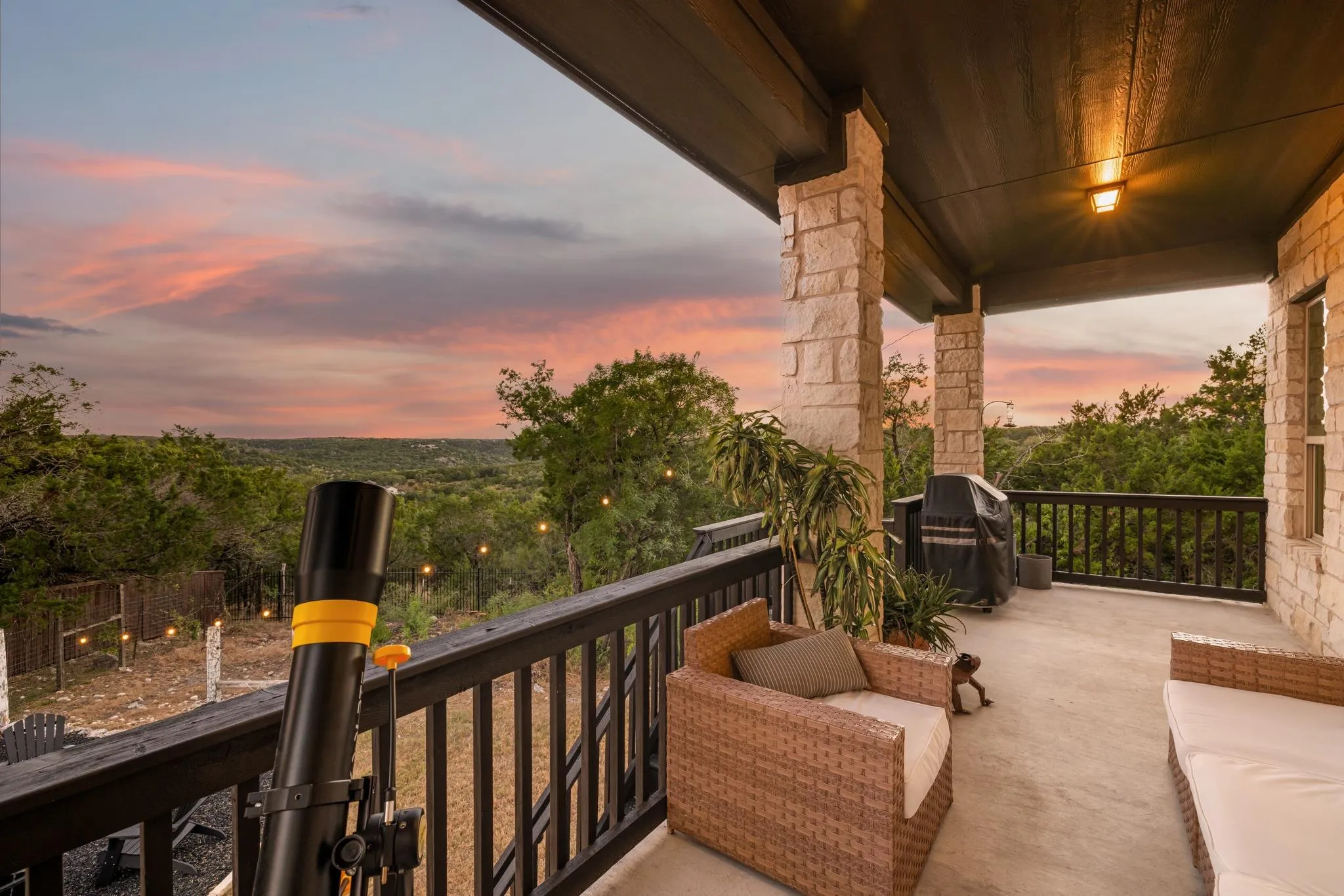 Photo 2 of 3518 SCENIC VALLEY DR