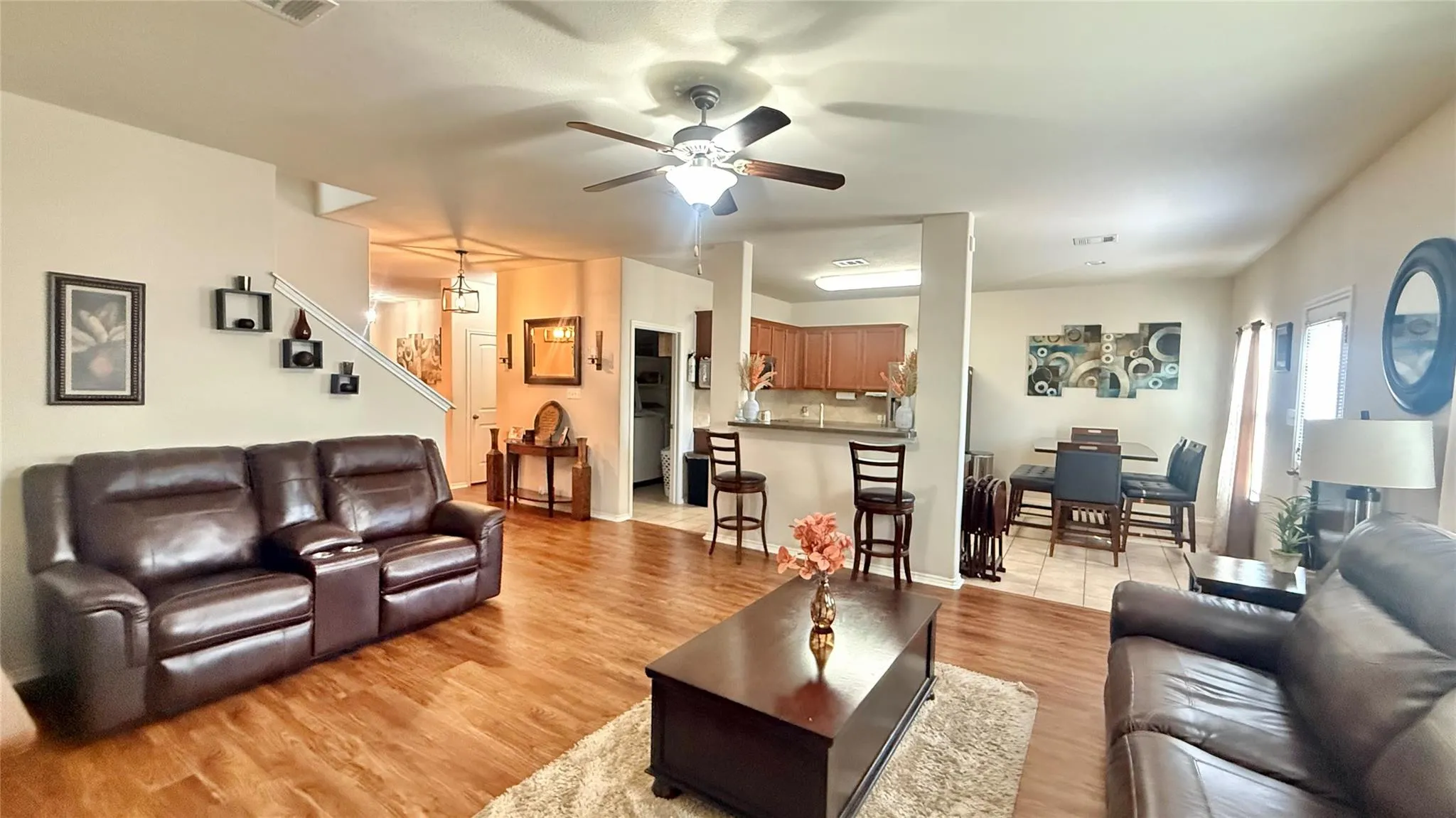 Photo 5 of 18309 WINDTREE LN