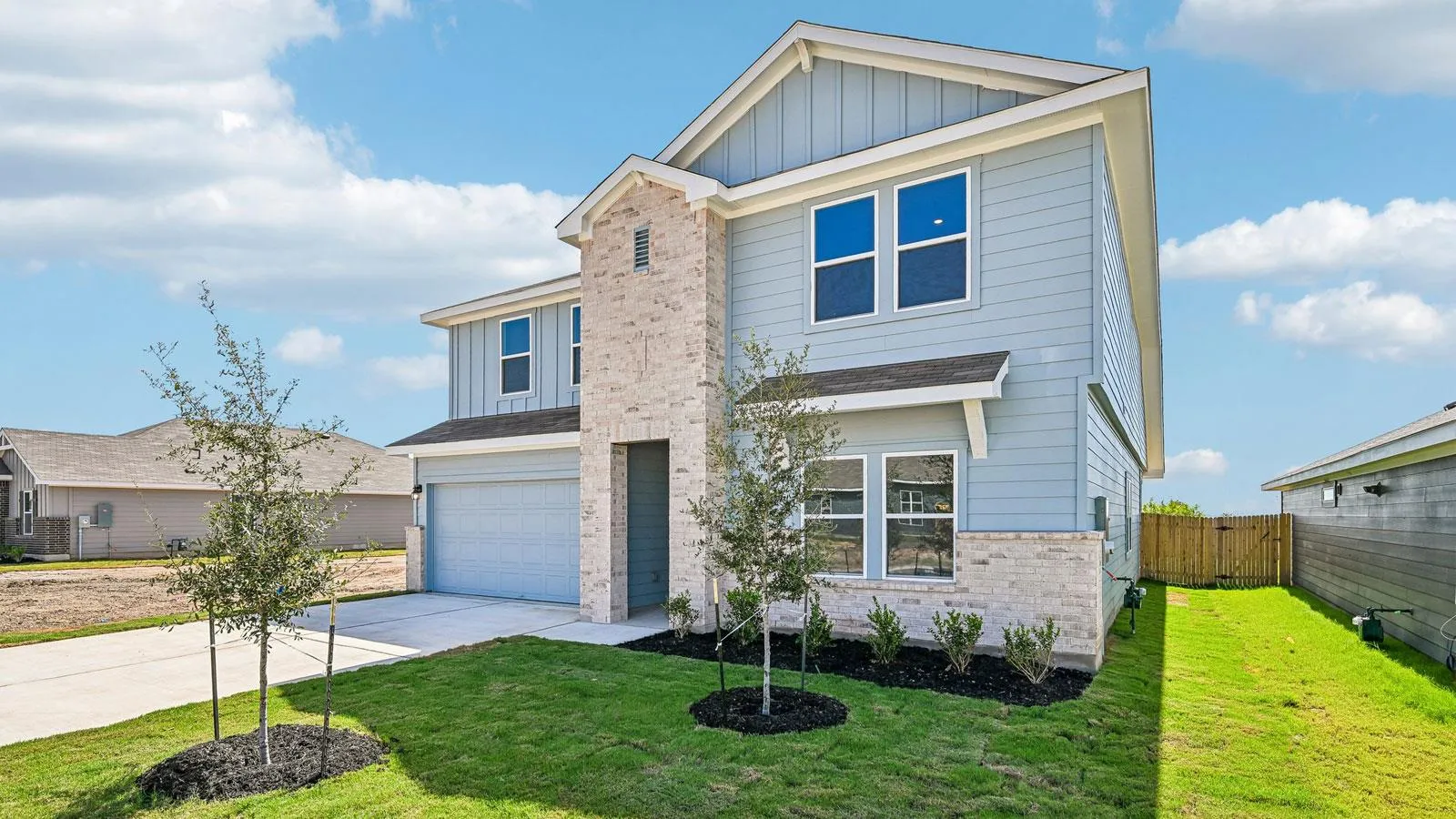 Photo 4 of 13717 CARPER DR