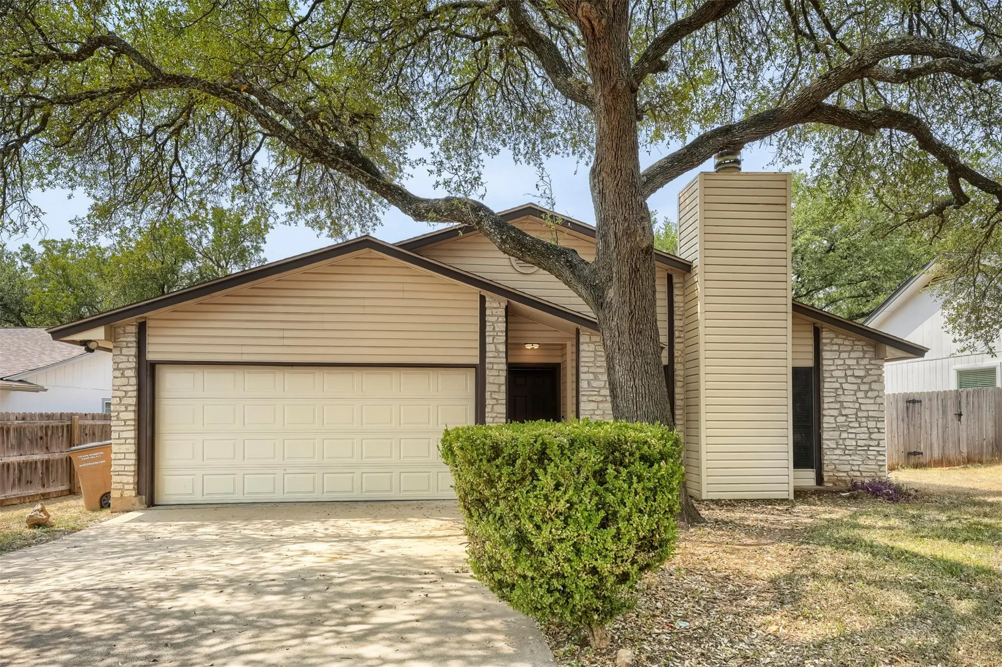 Photo of 3509 AMBLESIDE DR, Austin, TX, 78759