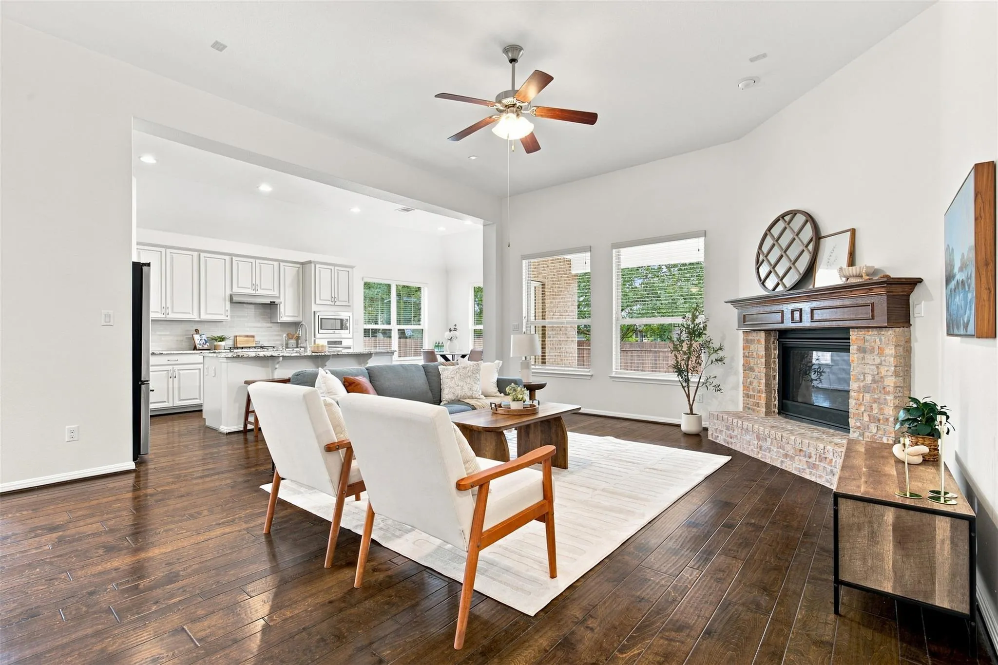 Photo 4 of 406 SUMMER VISTA CV