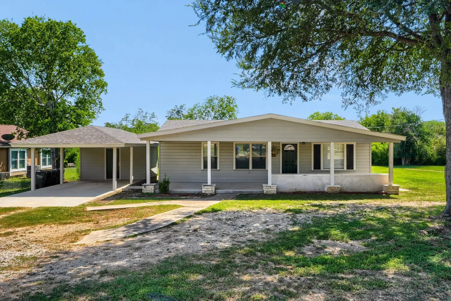 Photo of 1211 N BISHOP ST, San Marcos, TX, 78666