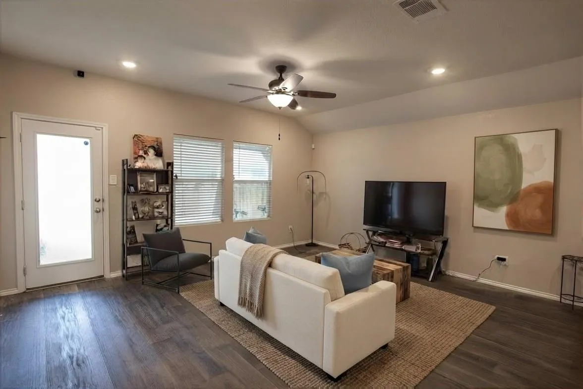 Photo of 928 ADLER WAY, San Marcos, TX, 78666