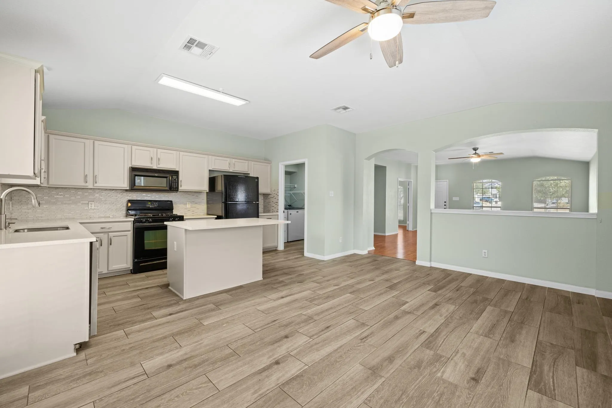 Photo of 3233 WINDING RIVER TRL, Round Rock, TX, 78681