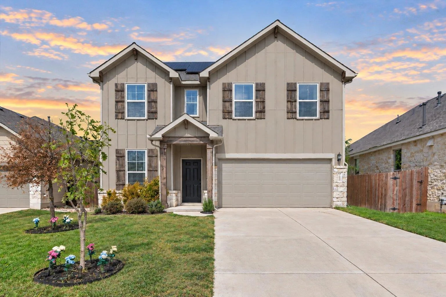 Photo of 404 PERRYVILLE LOOP, Liberty Hill, TX, 78642