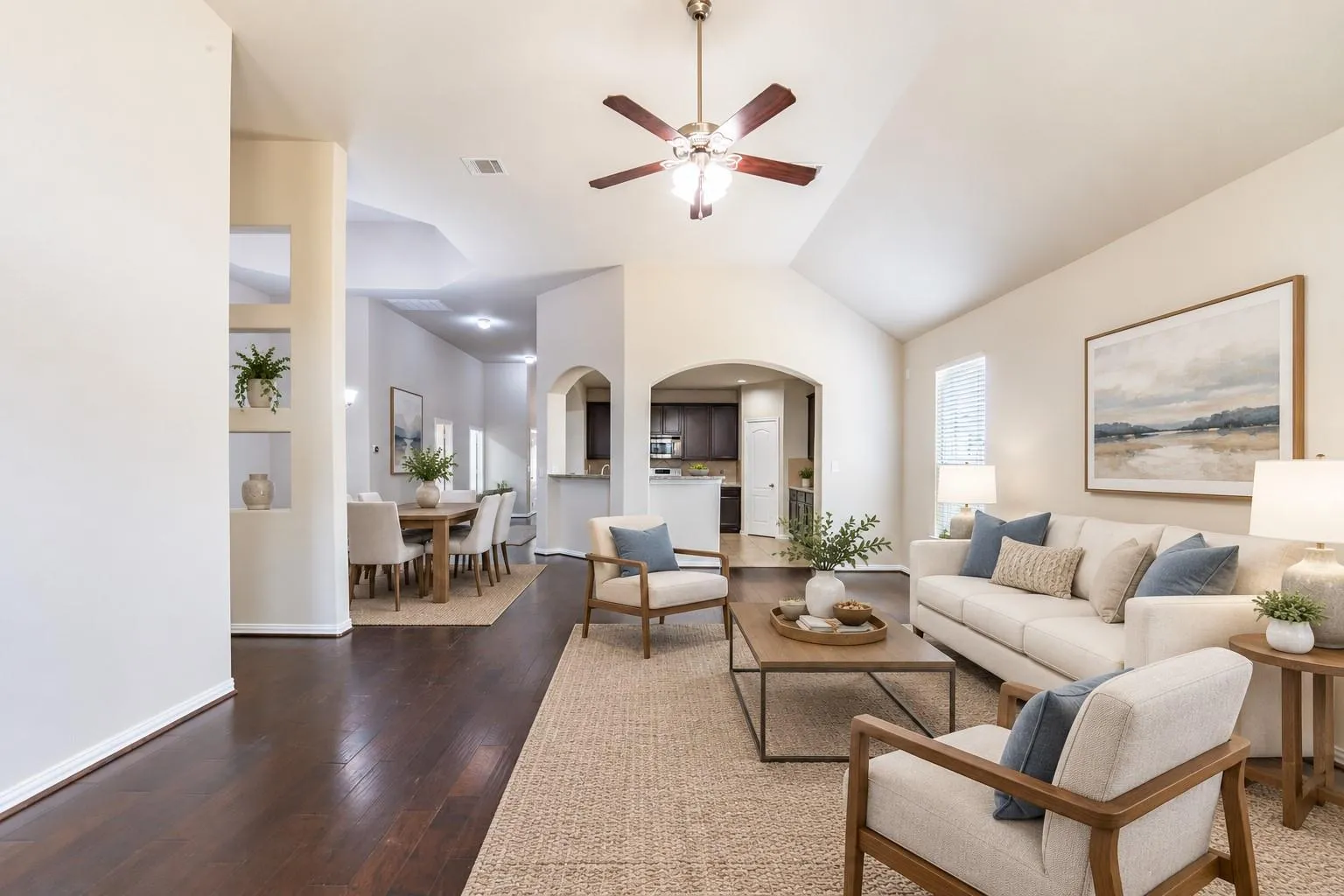 Photo 3 of 8258 AREZZO DR