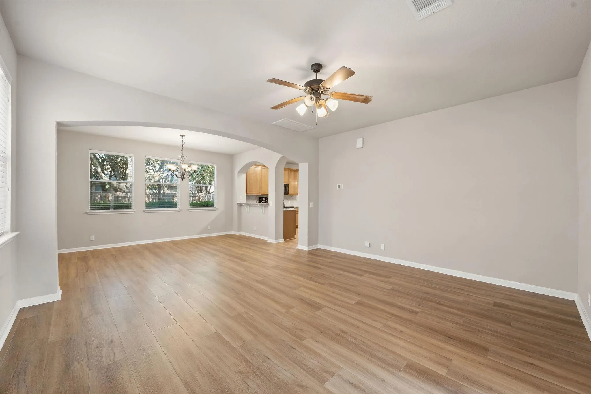 Photo of 19104 LEIGH LN, Pflugerville, TX, 78660