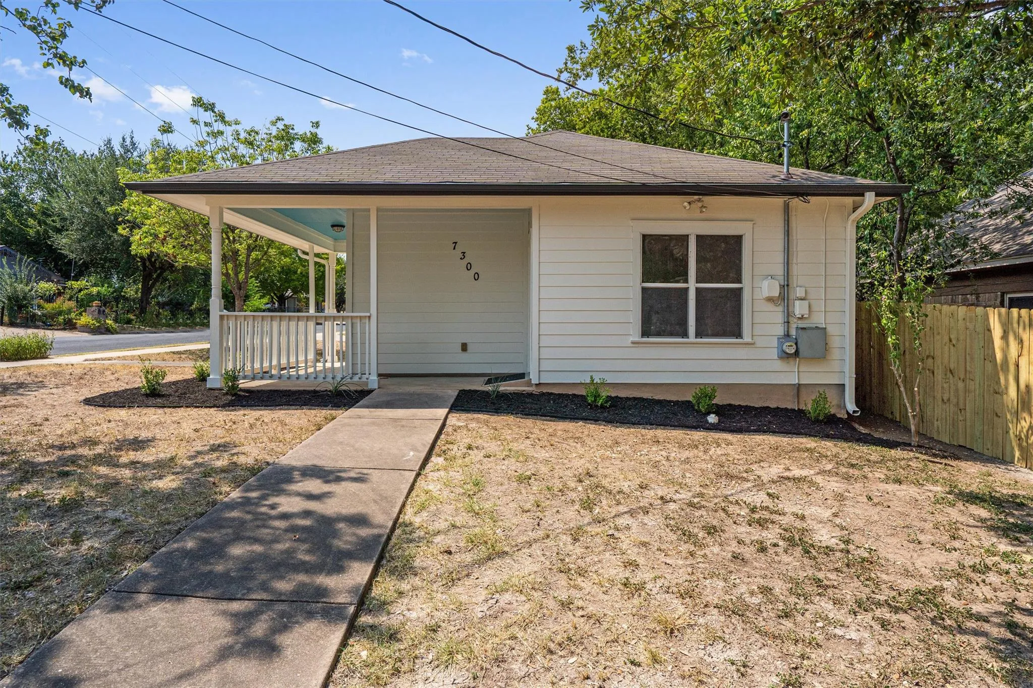 Photo of 7300 BLESSING AVE, Austin, TX, 78752