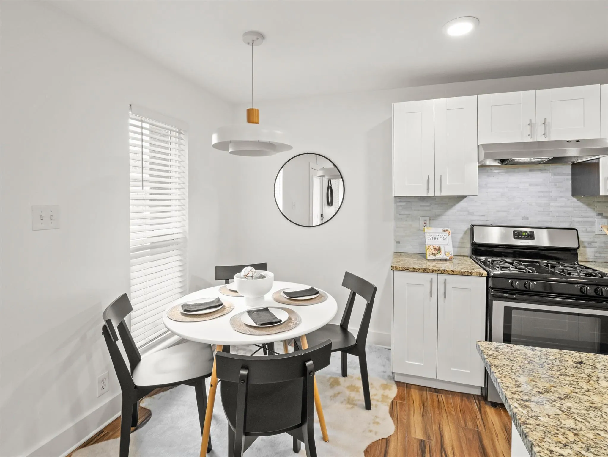 Photo 4 of 5820 BERKMAN DR #110