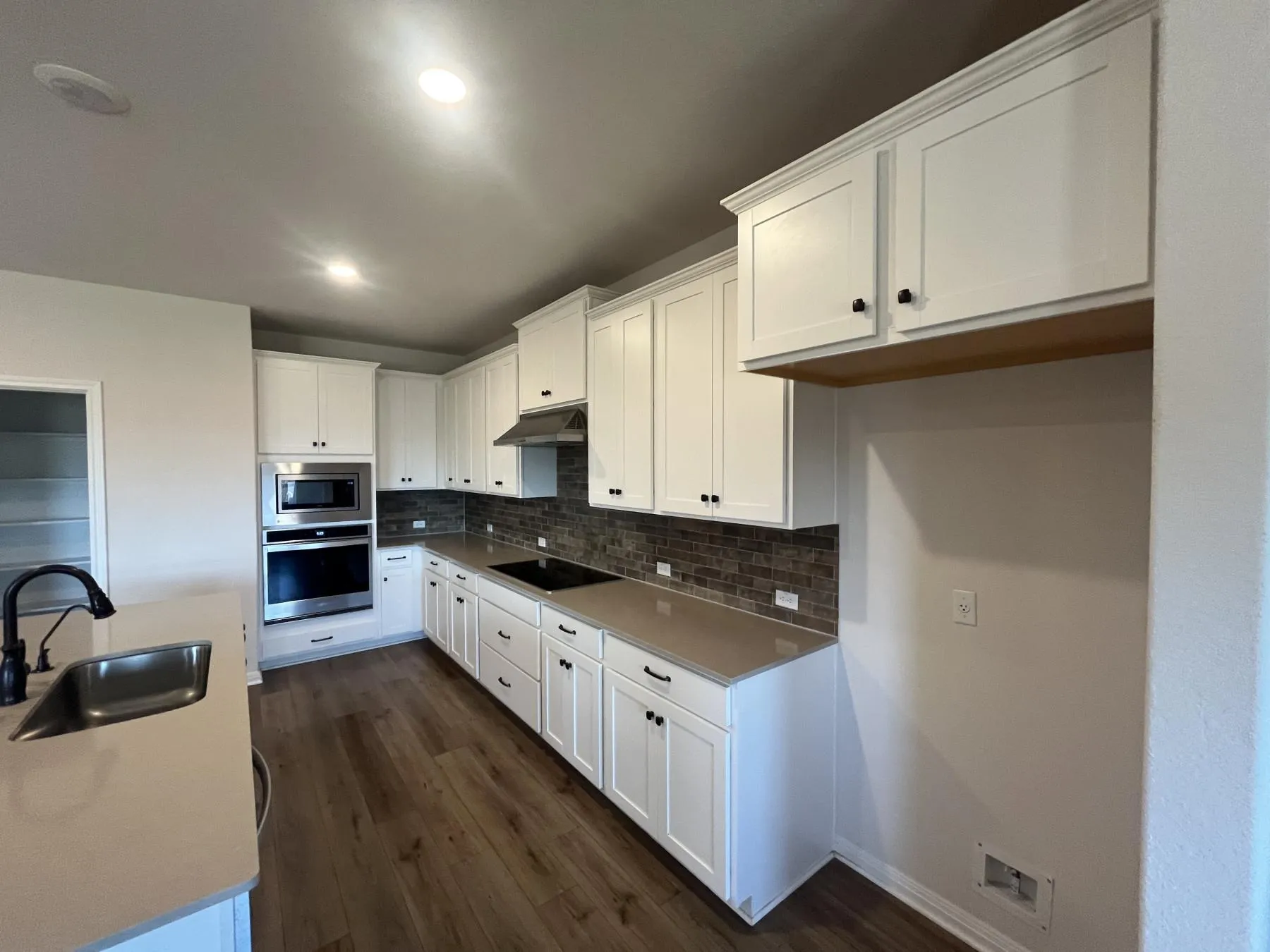 Photo 5 of 3008 OTTAVIANO WAY