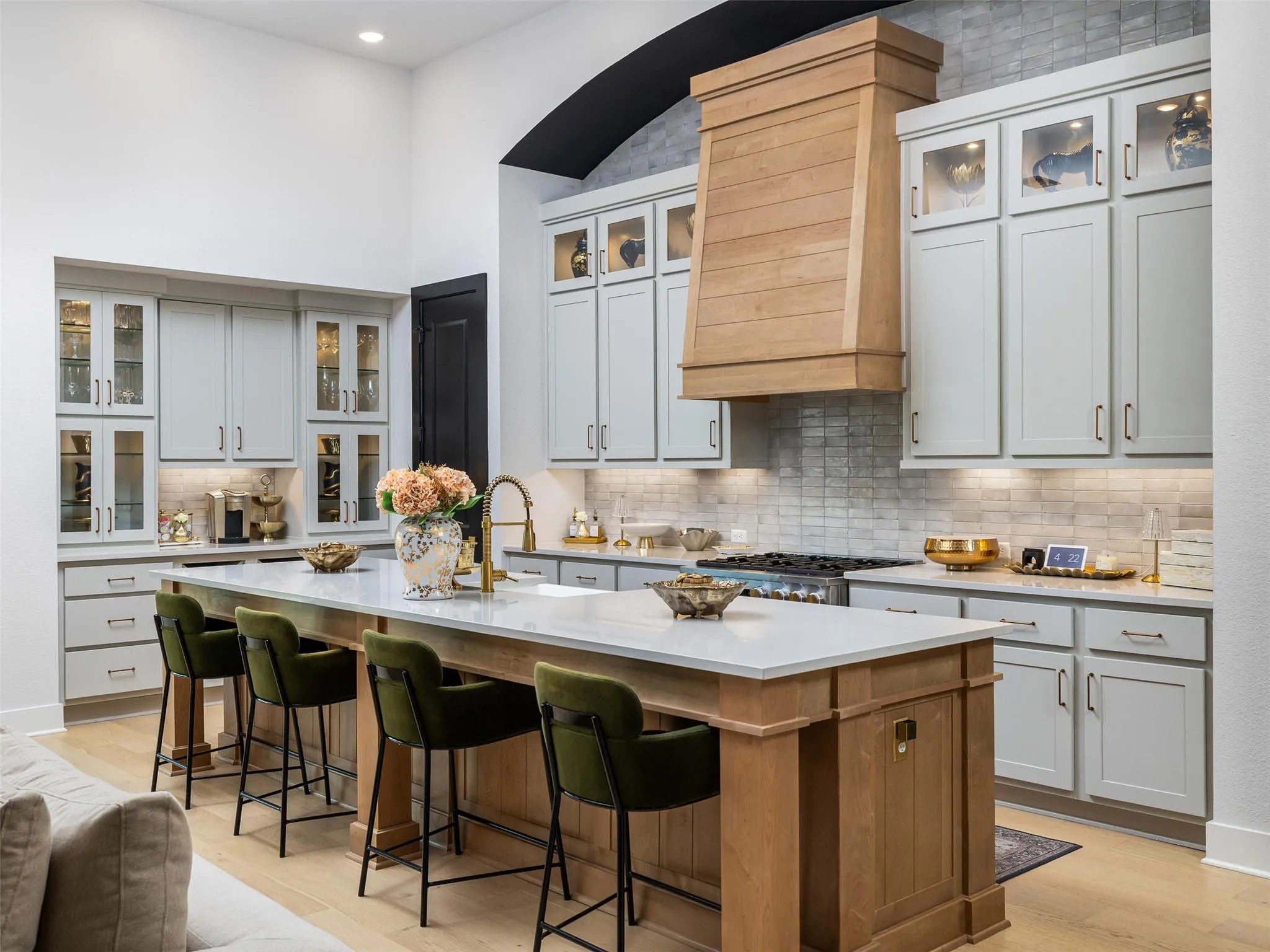 Photo of 372 OLD STONE RD, Austin, TX, 78737