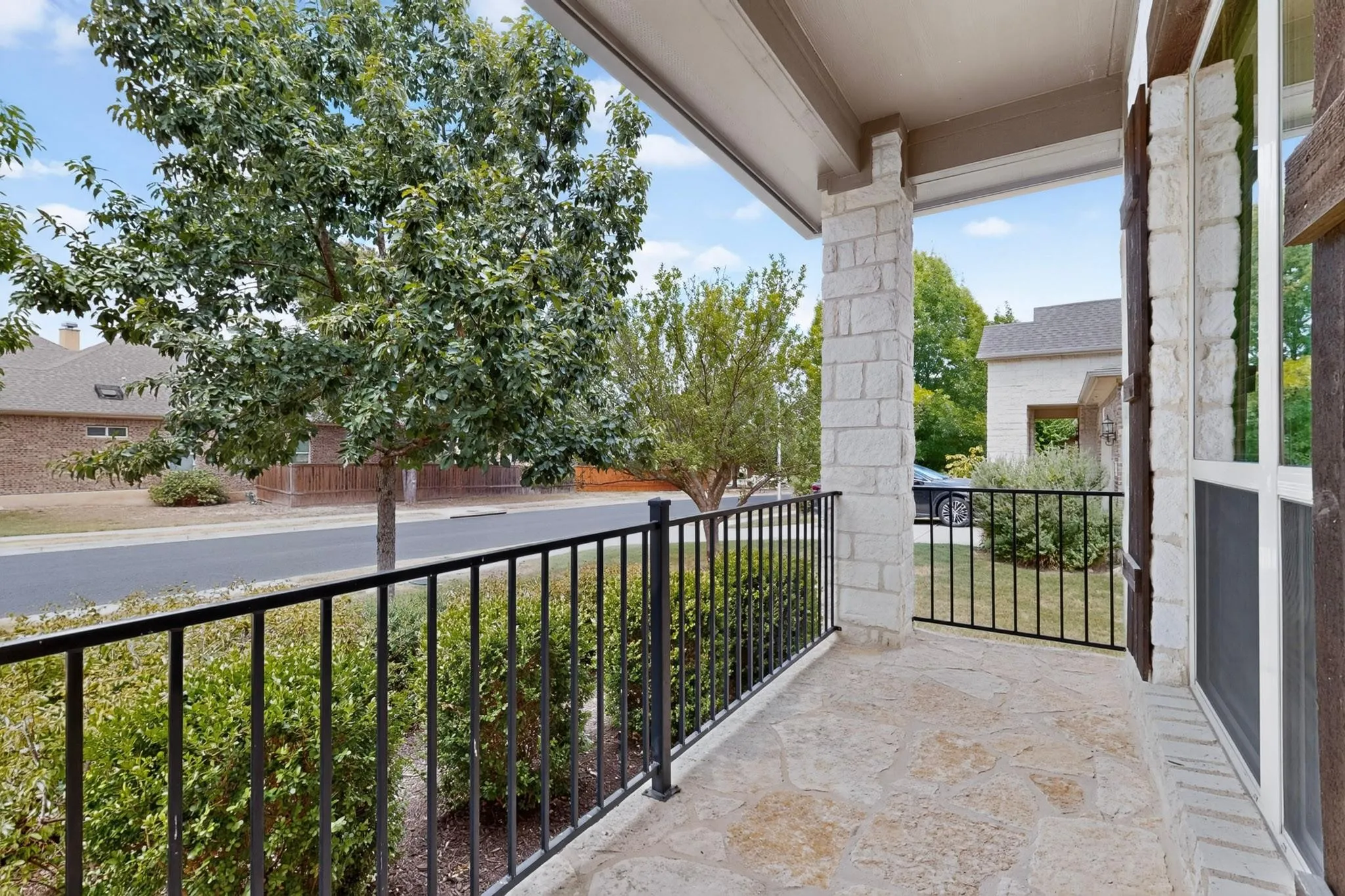 Photo 5 of 13100 BISMARK DR