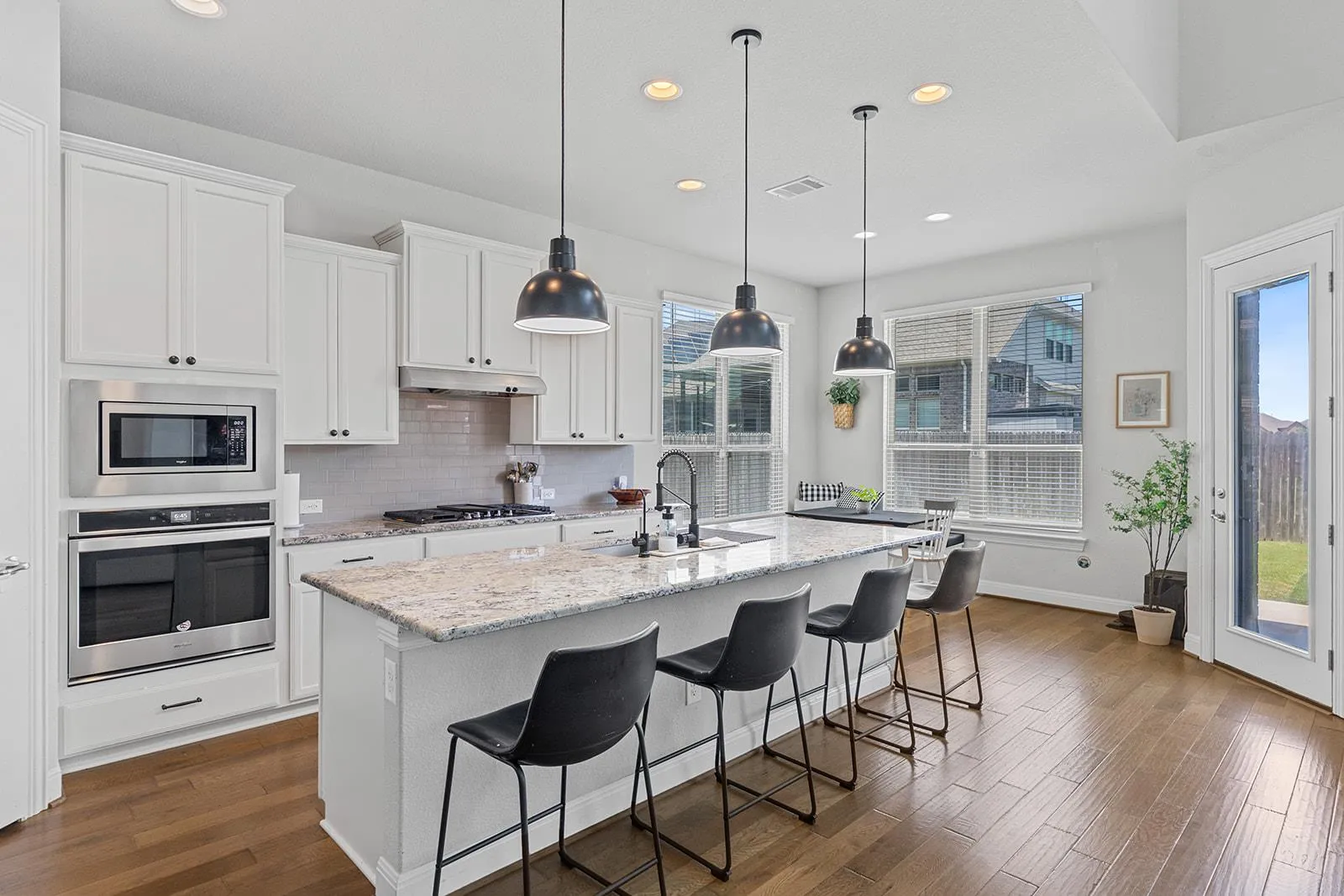 Photo 5 of 20609 MOUFLON DR