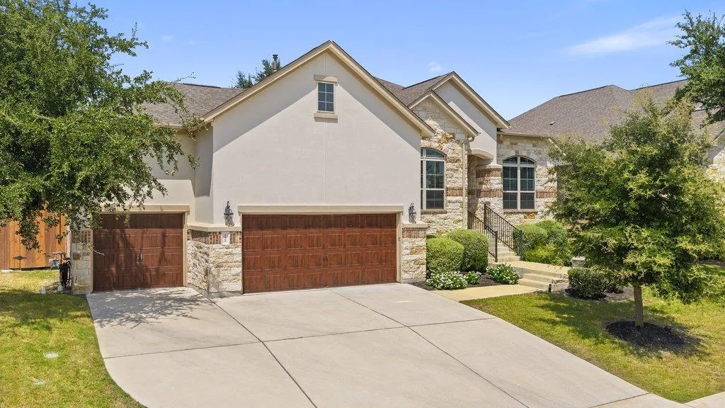 Photo 2 of 15408 LA CATANIA WAY