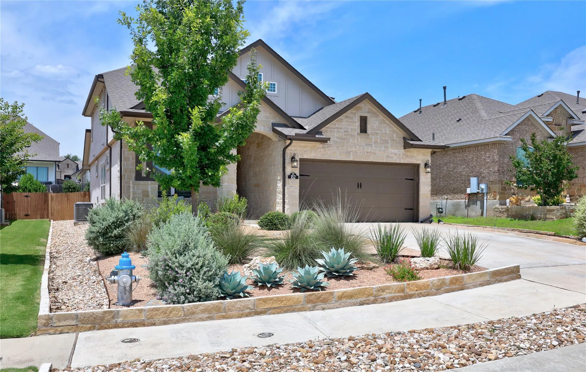 Photo 4 of 152 HIGH PLAINS DR