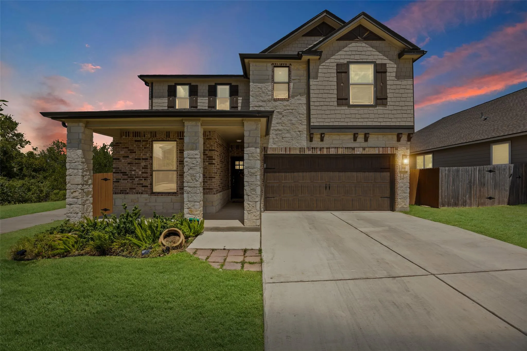 Photo of 330 LINDEN ST, Bastrop, TX, 78602