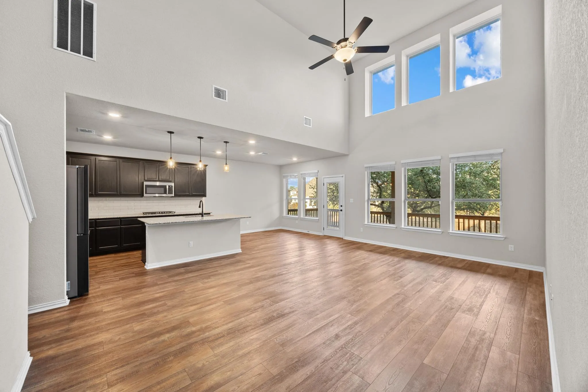Photo 5 of 324 AUTUMN OAK WAY