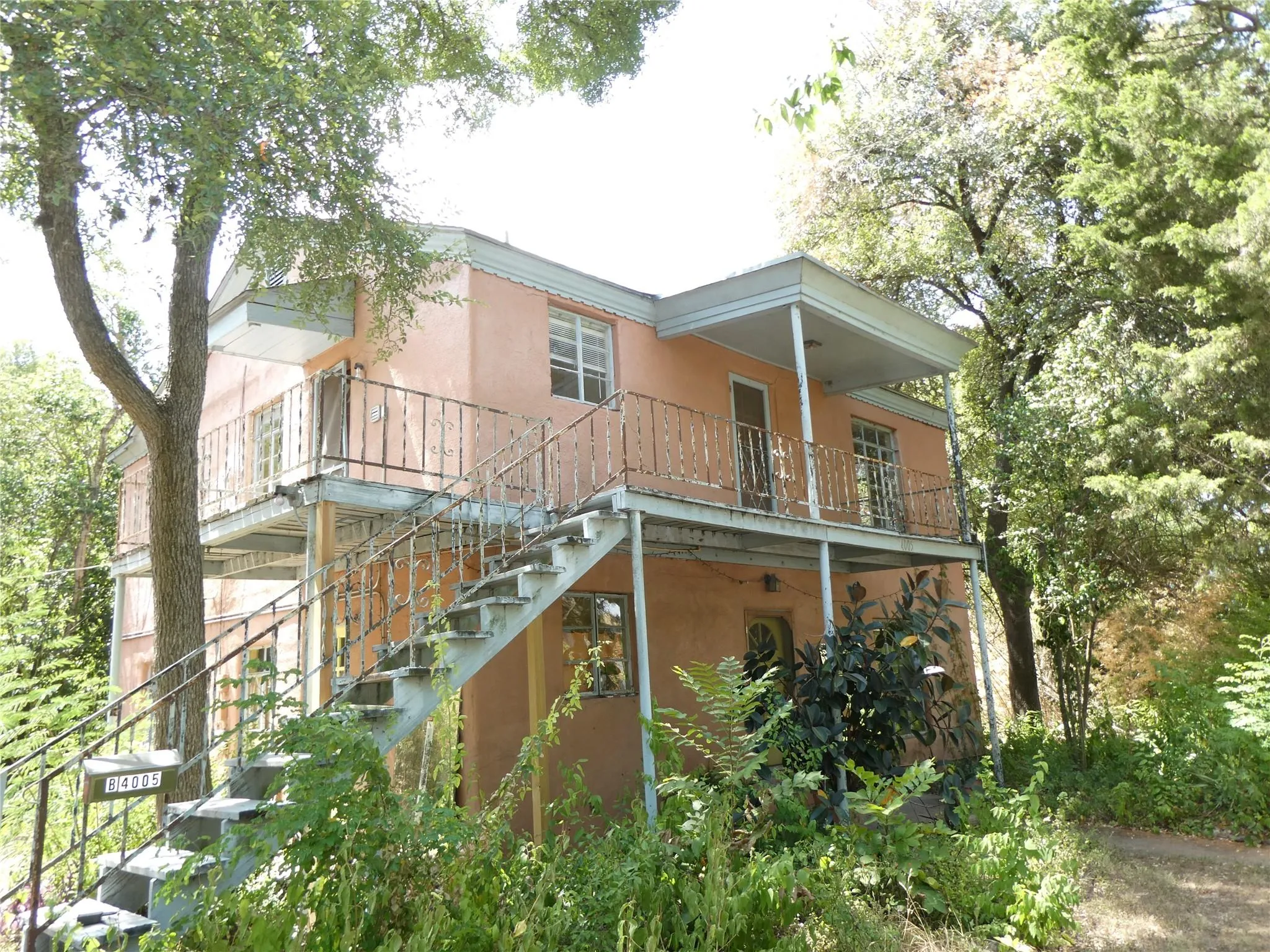 Photo of 4005 MAPLEWOOD AVE #B, Austin, 78722