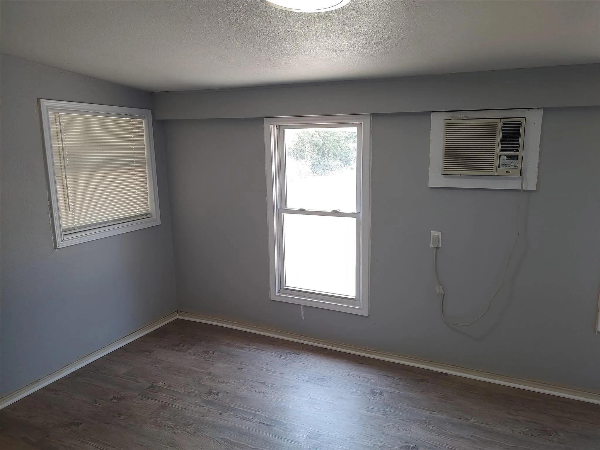Photo 4 of 2615 WHELESS LN #B