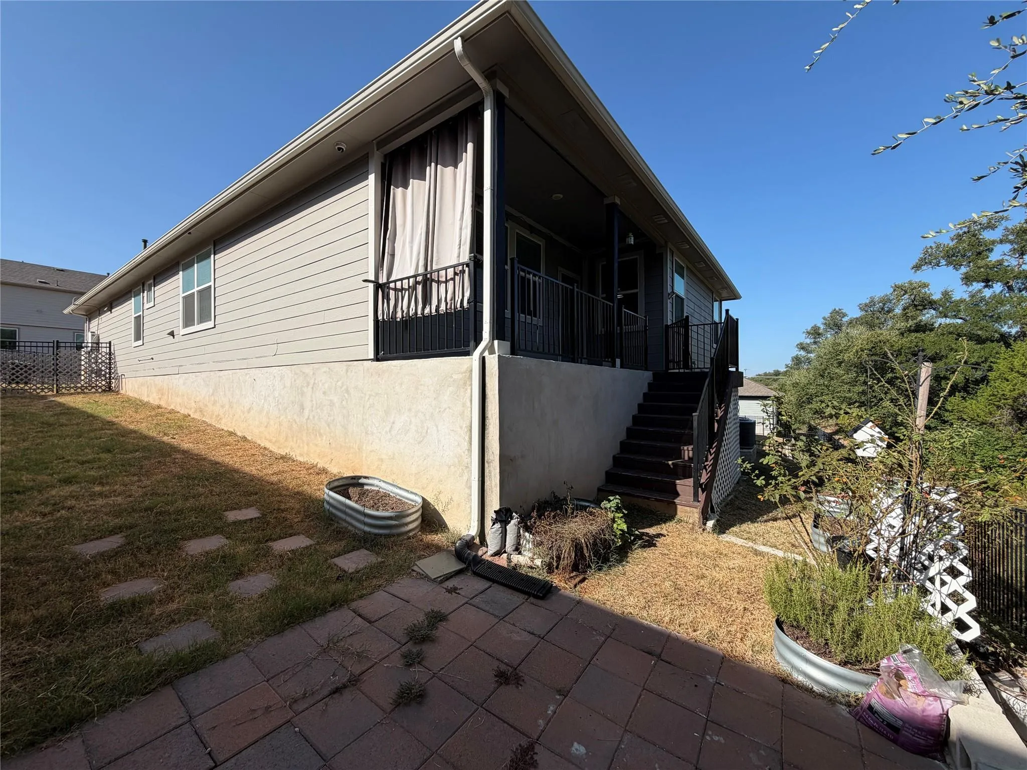 Photo 5 of 204 FLORENZ LN