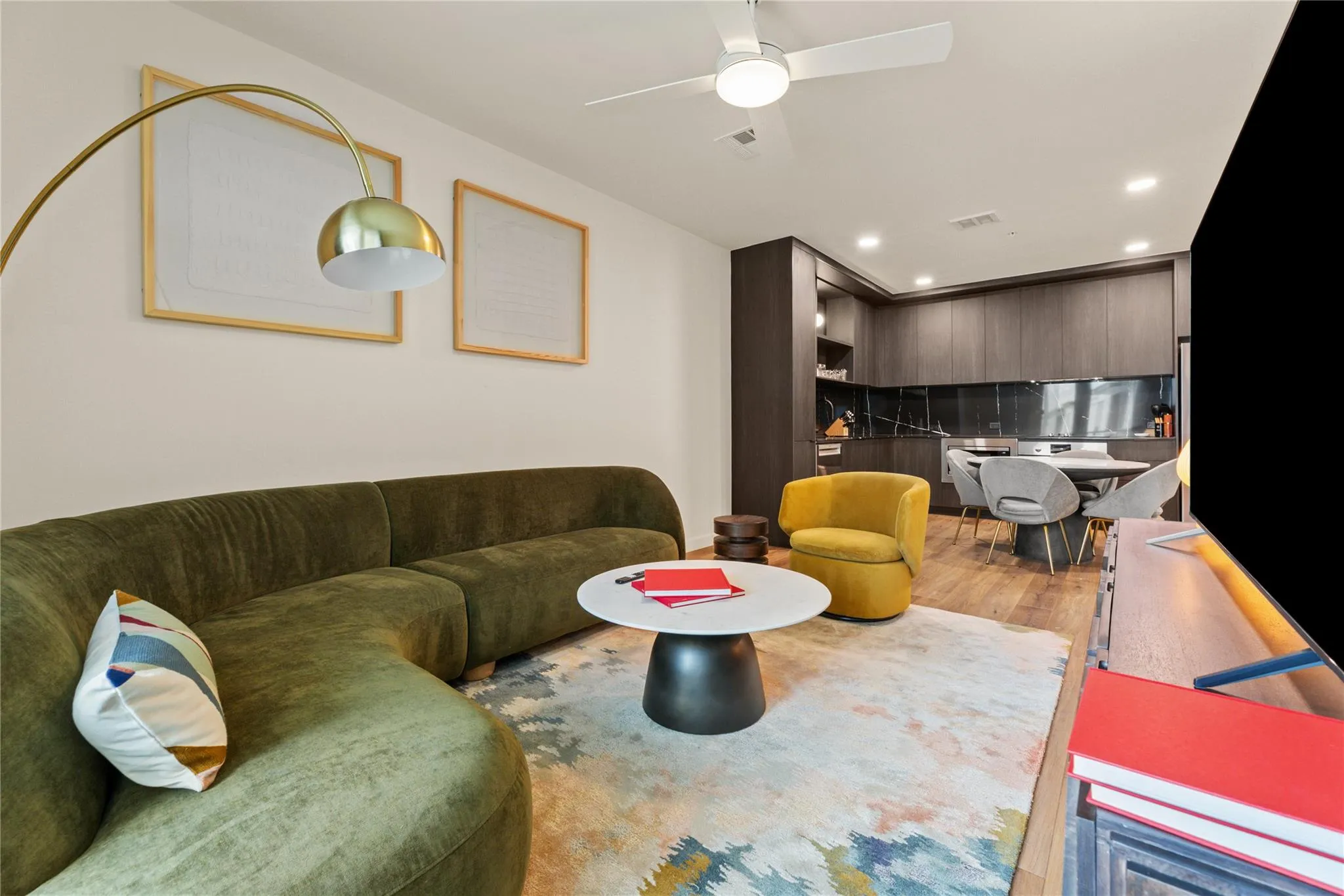 Photo 5 of 2323 S LAMAR BLVD #206