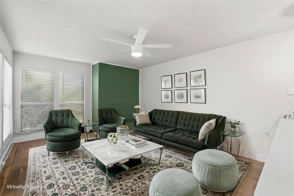 Photo 3 of 909 REINLI ST #101