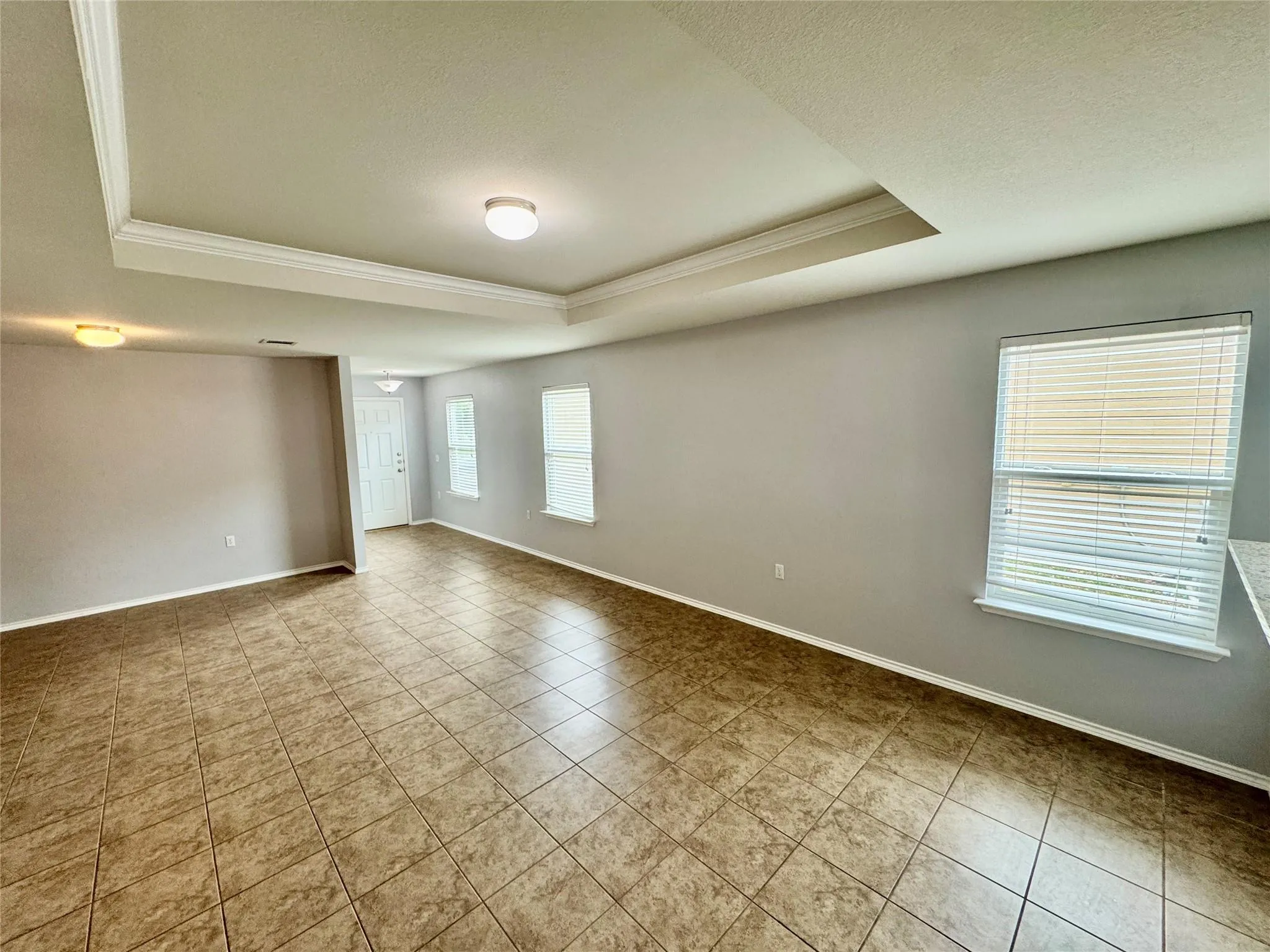 Photo 3 of 5816 KNOLL PINES PASS DR
