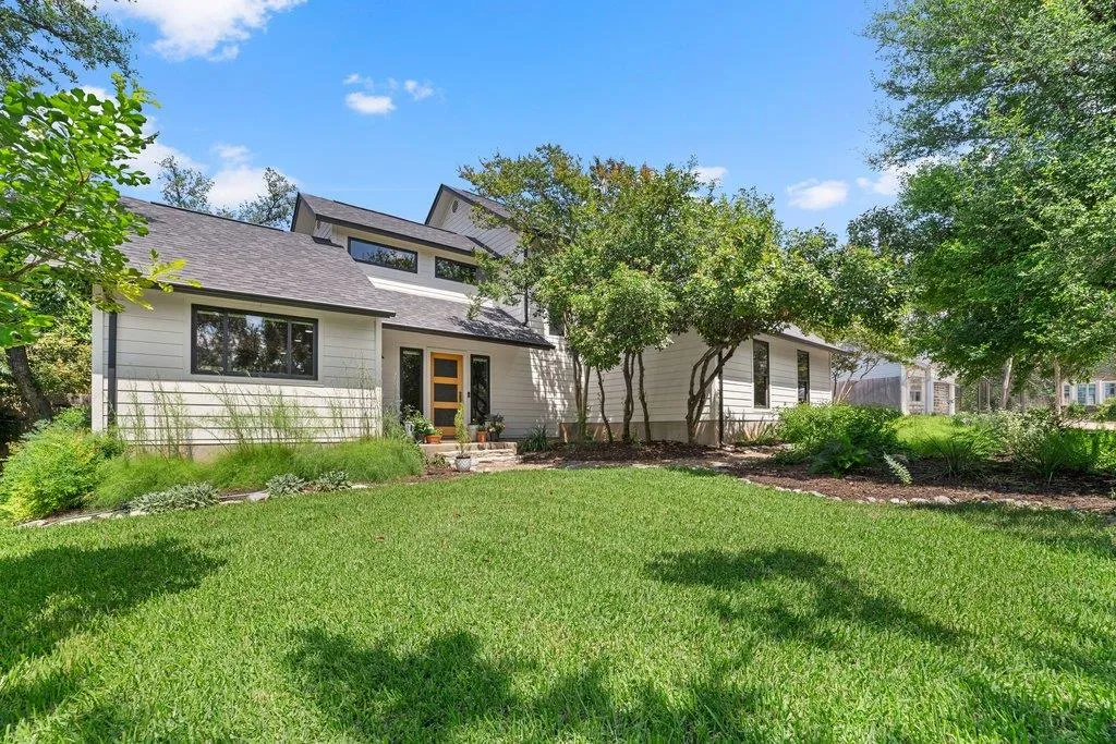 Photo of 1117 SAN AUGUSTINE DR, Austin, TX, 78733