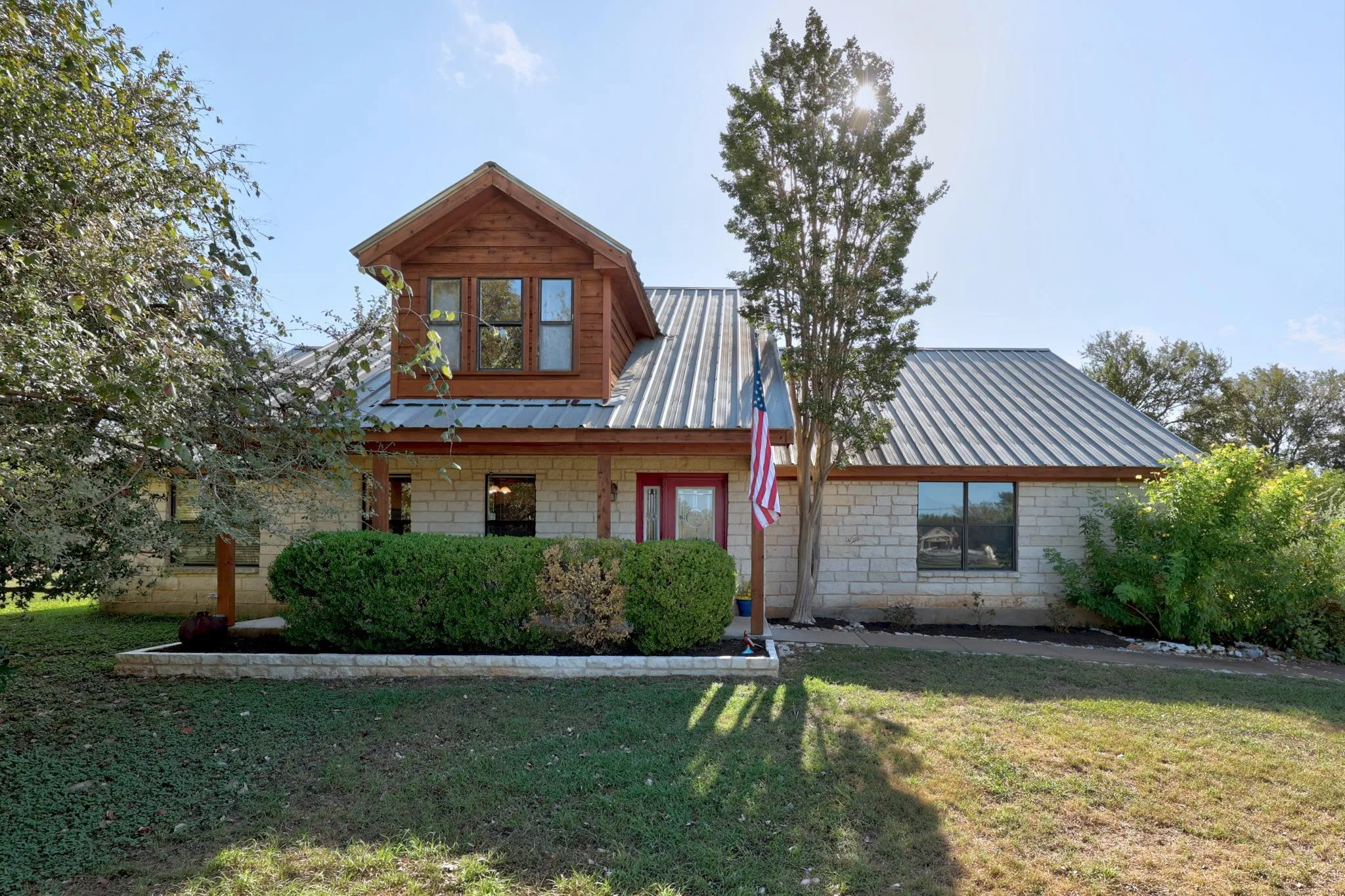 Photo of 301 OAK FOREST CV, Buda, TX, 78610
