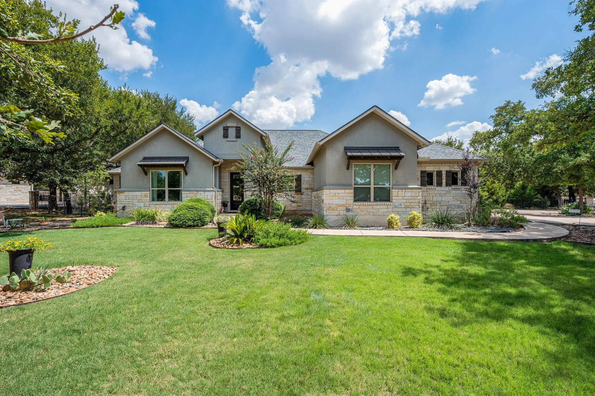 Photo of 813 OAK BRANCH DR, Georgetown, TX, 78633