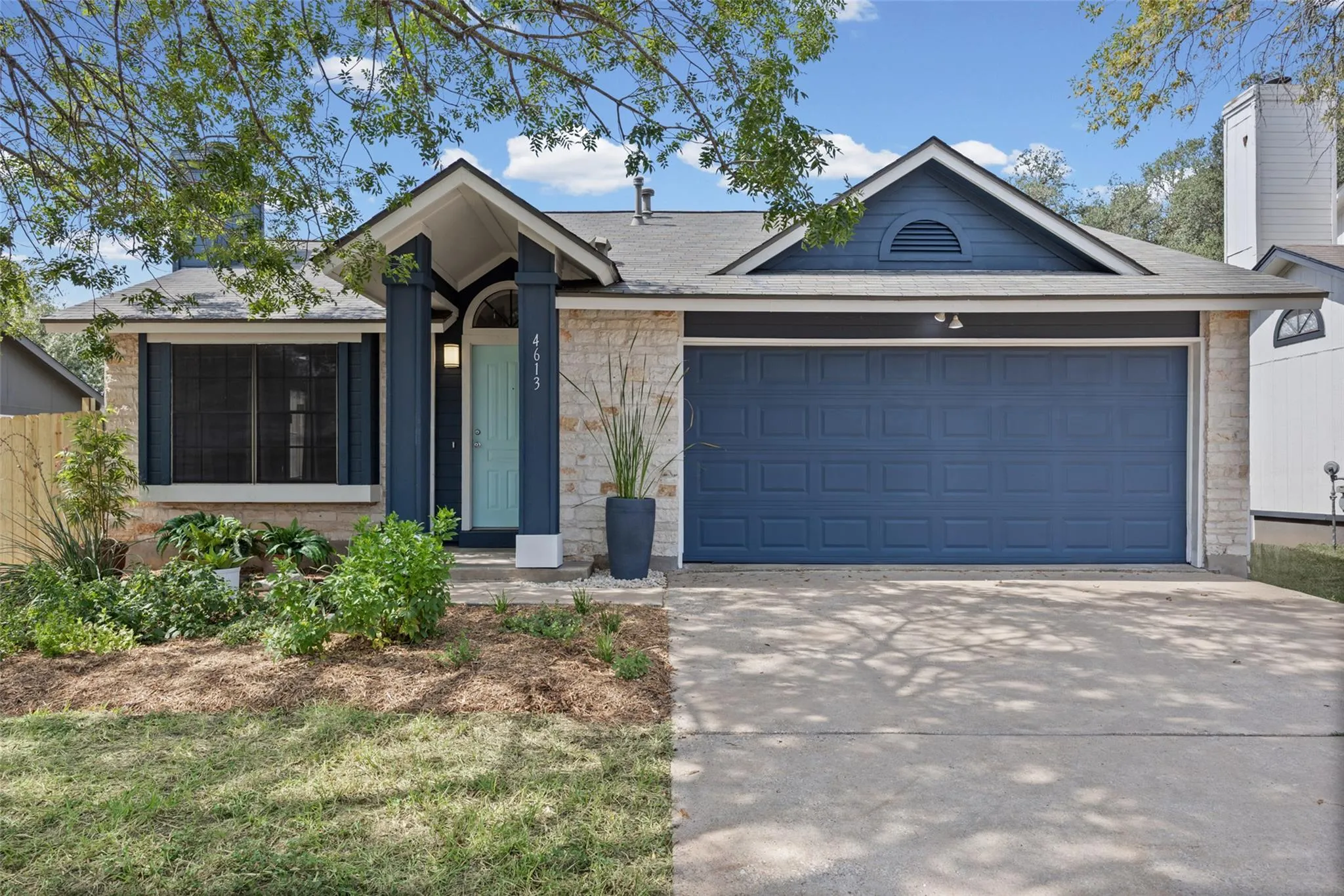 Photo of 4613 MOLERA DR, Austin, TX, 78749
