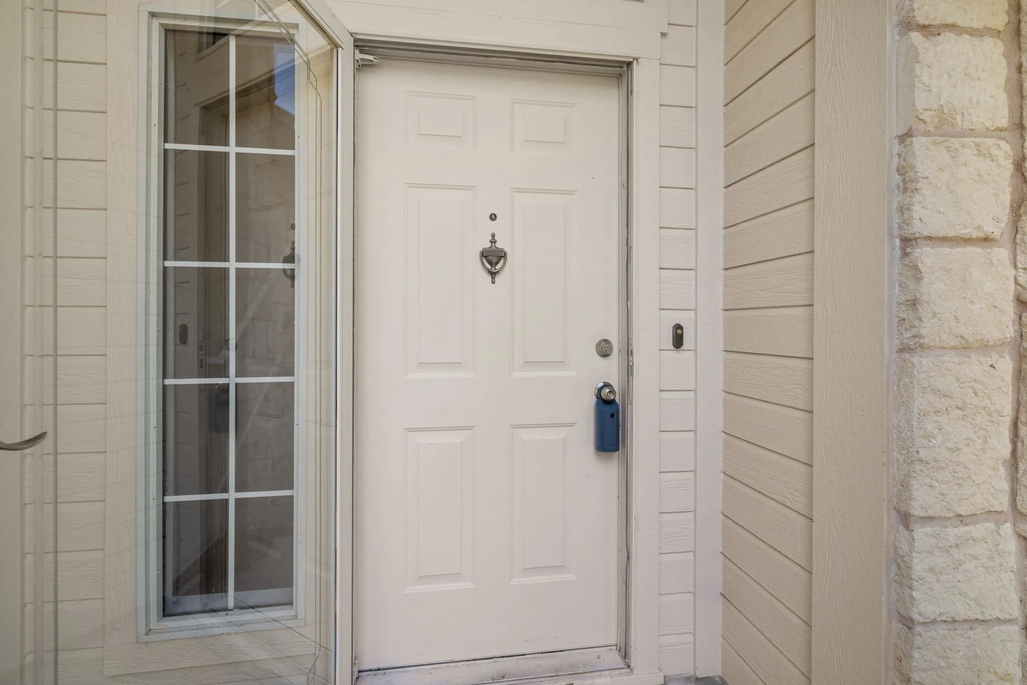 Photo 5 of 18 AZALEA DR