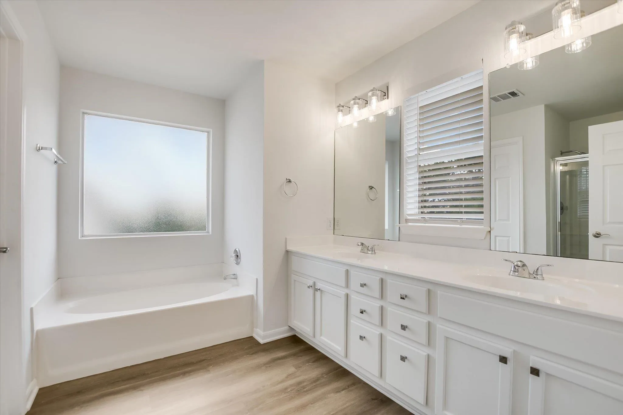 Photo 5 of 8813 MOUNTAIN SHADOWS CV #A