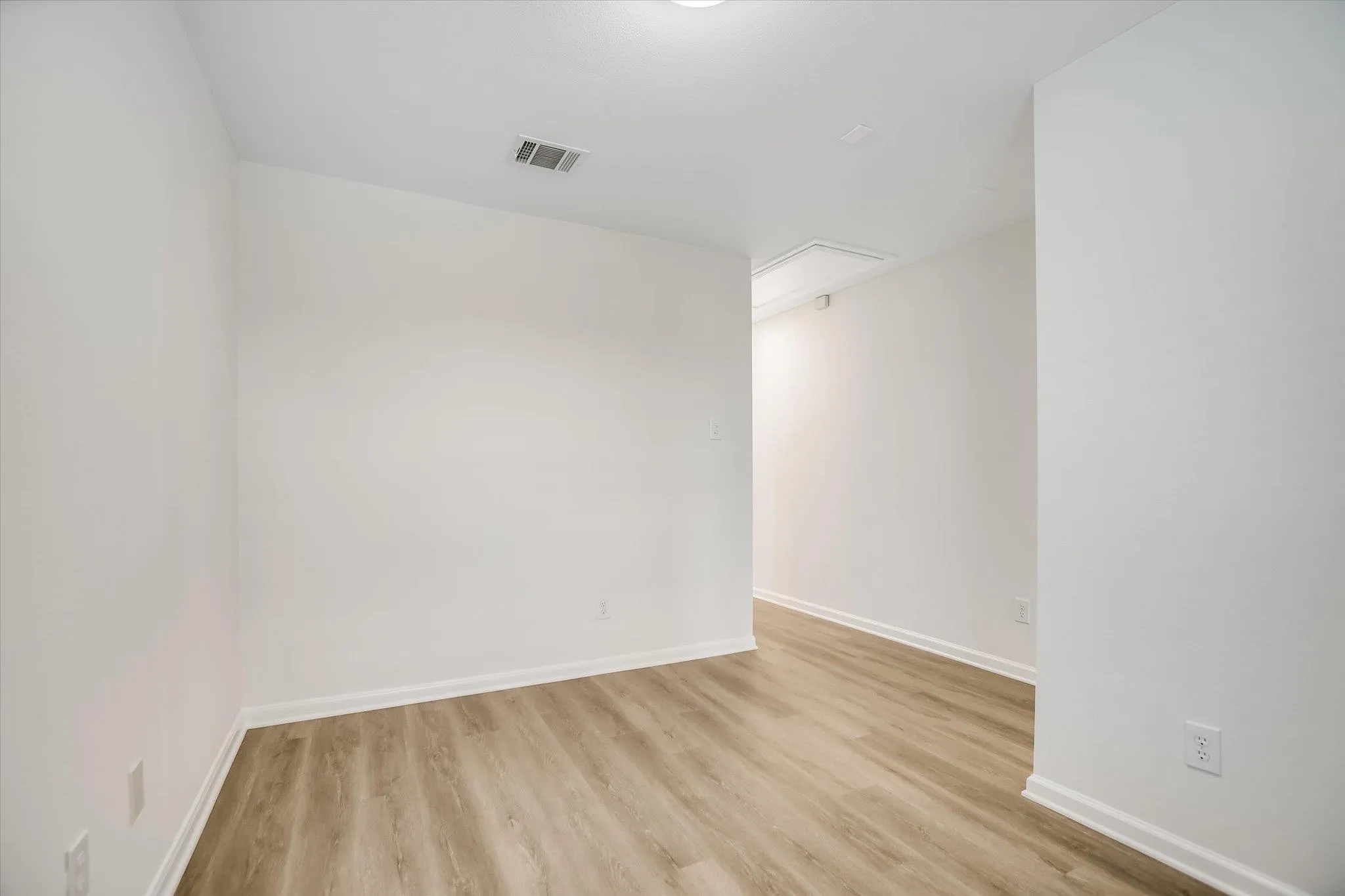 Photo 2 of 8813 MOUNTAIN SHADOWS CV #A