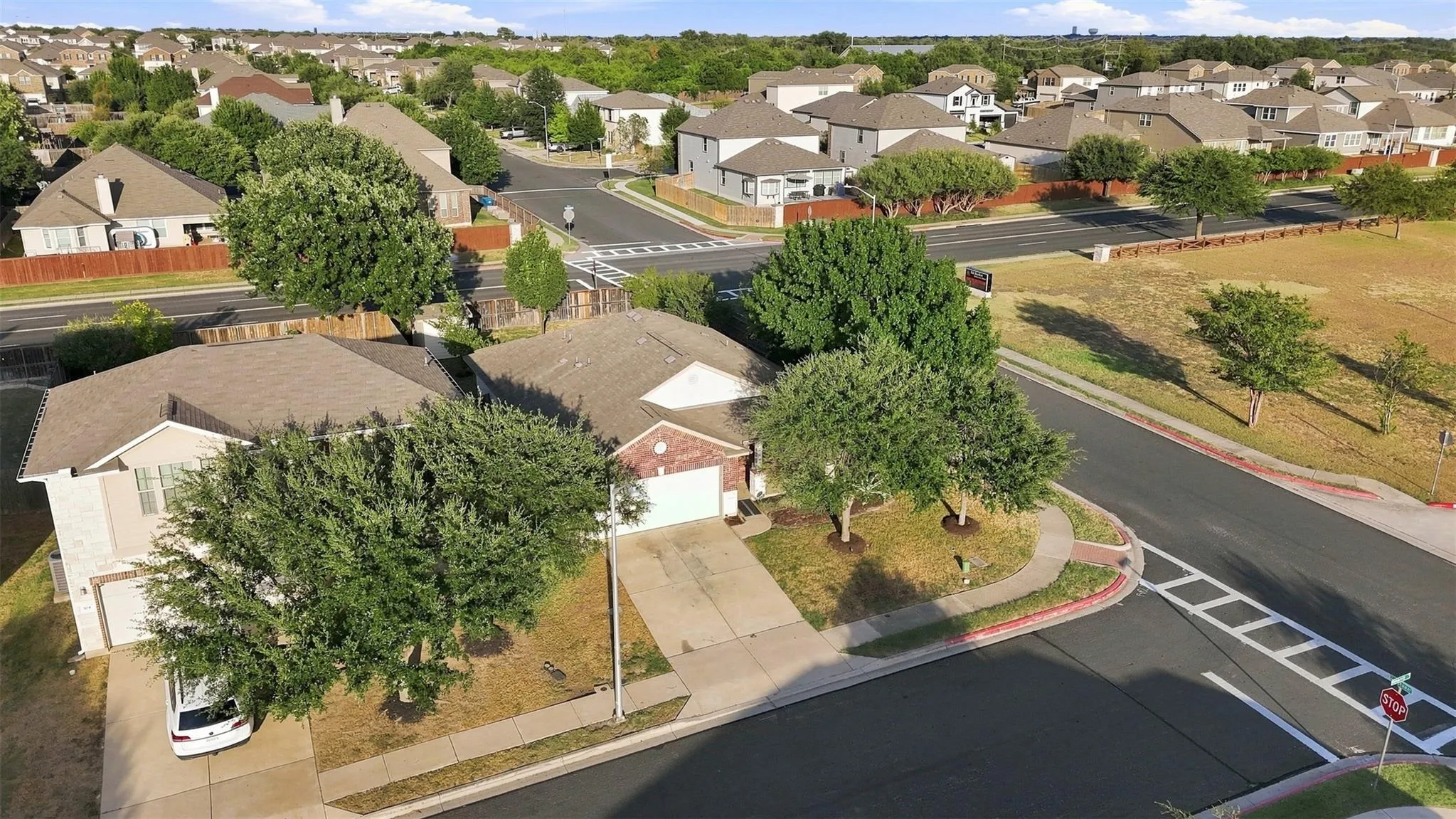 Photo 3 of 100 QUARRY LN