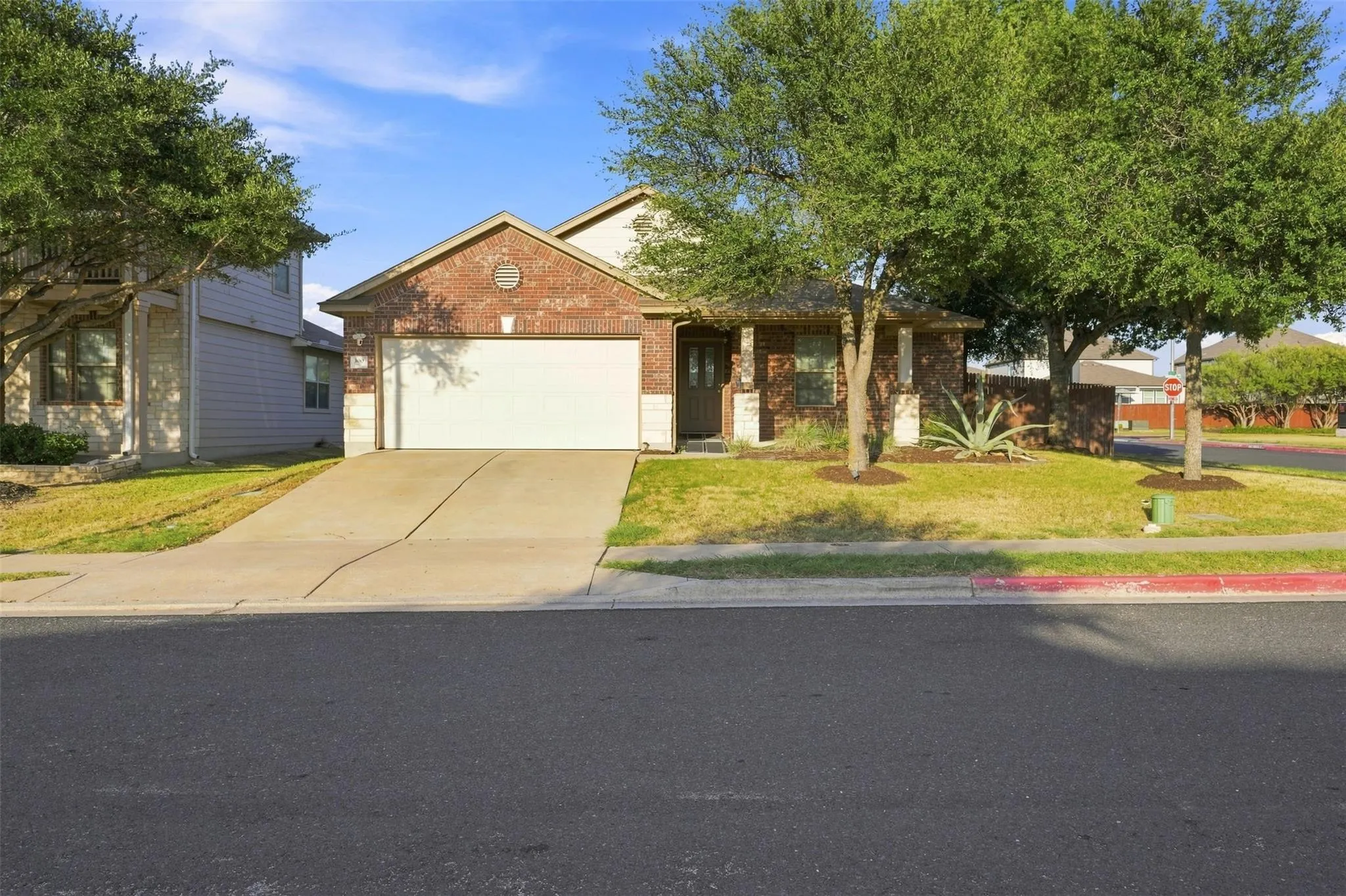 Photo of 100 QUARRY LN, Liberty Hill, TX, 78642