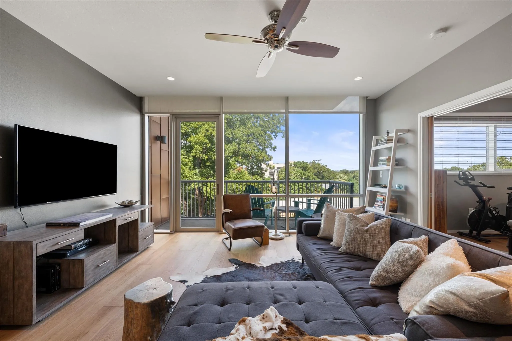 Photo 5 of 1600 BARTON SPRINGS RD #1406