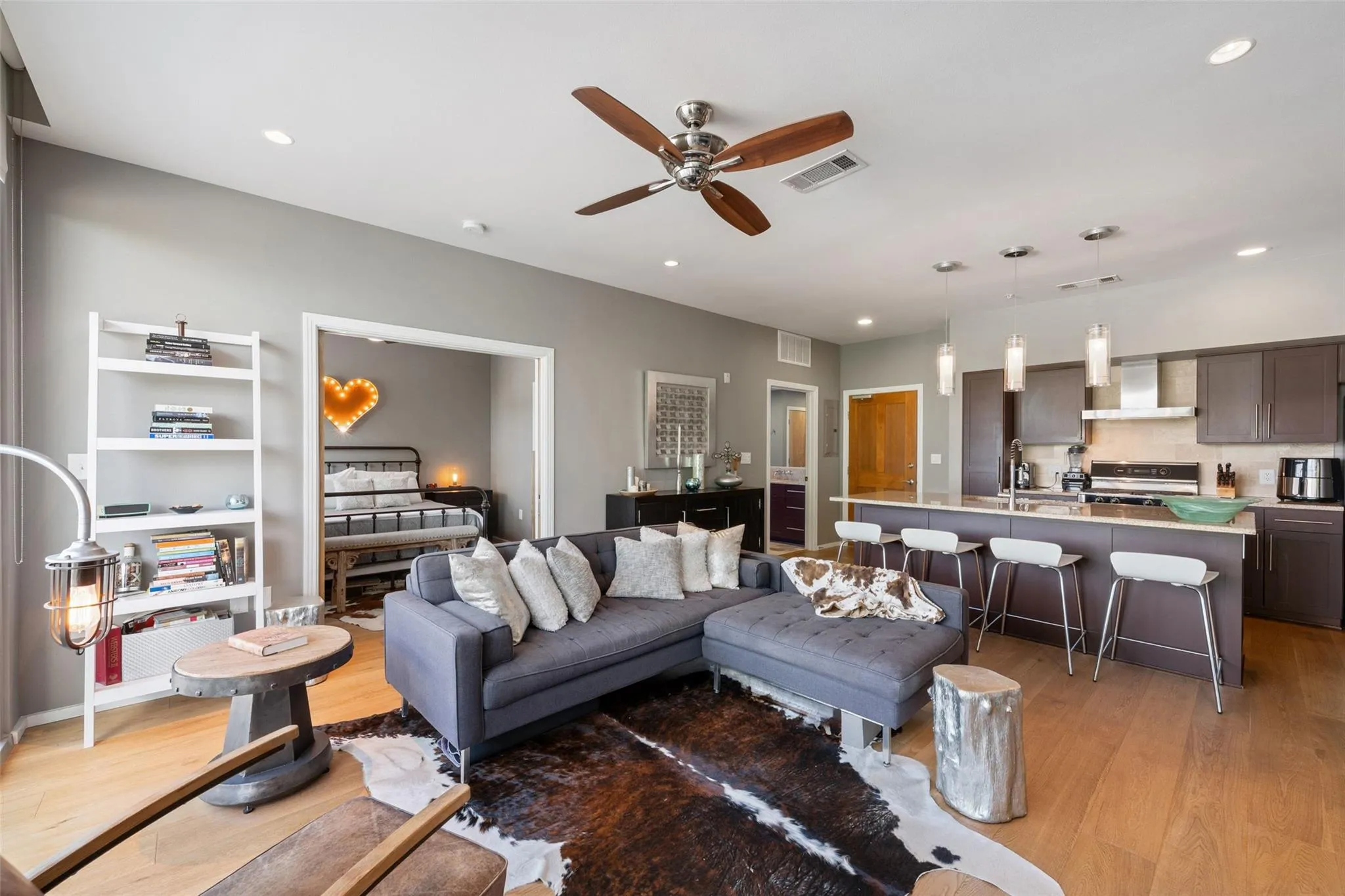 Photo 3 of 1600 BARTON SPRINGS RD #1406