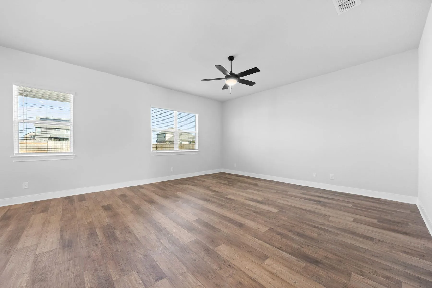 Photo 3 of 125 SKYFLOWER LN