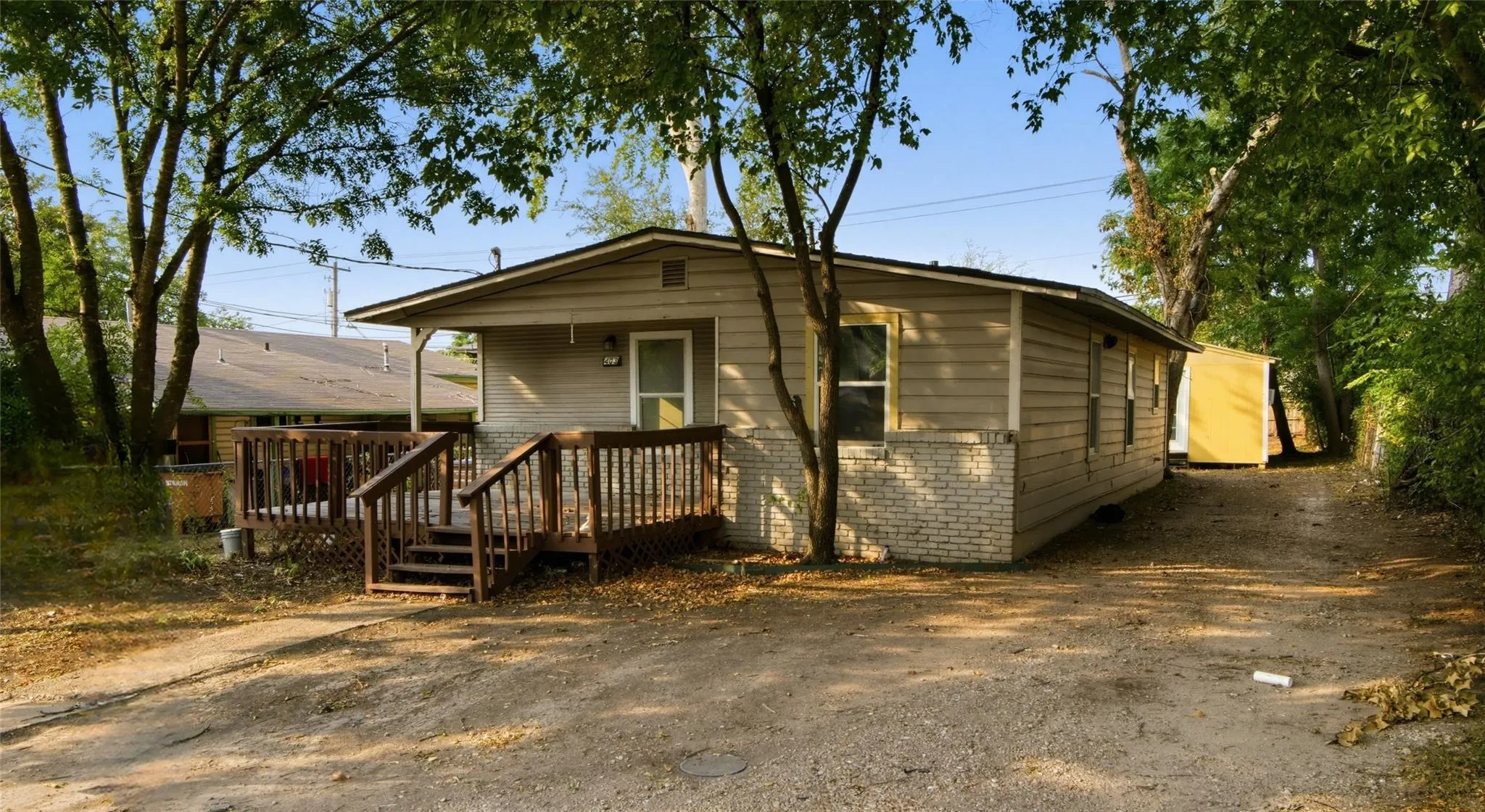 Photo 2 of 403 BLACKSON AVE