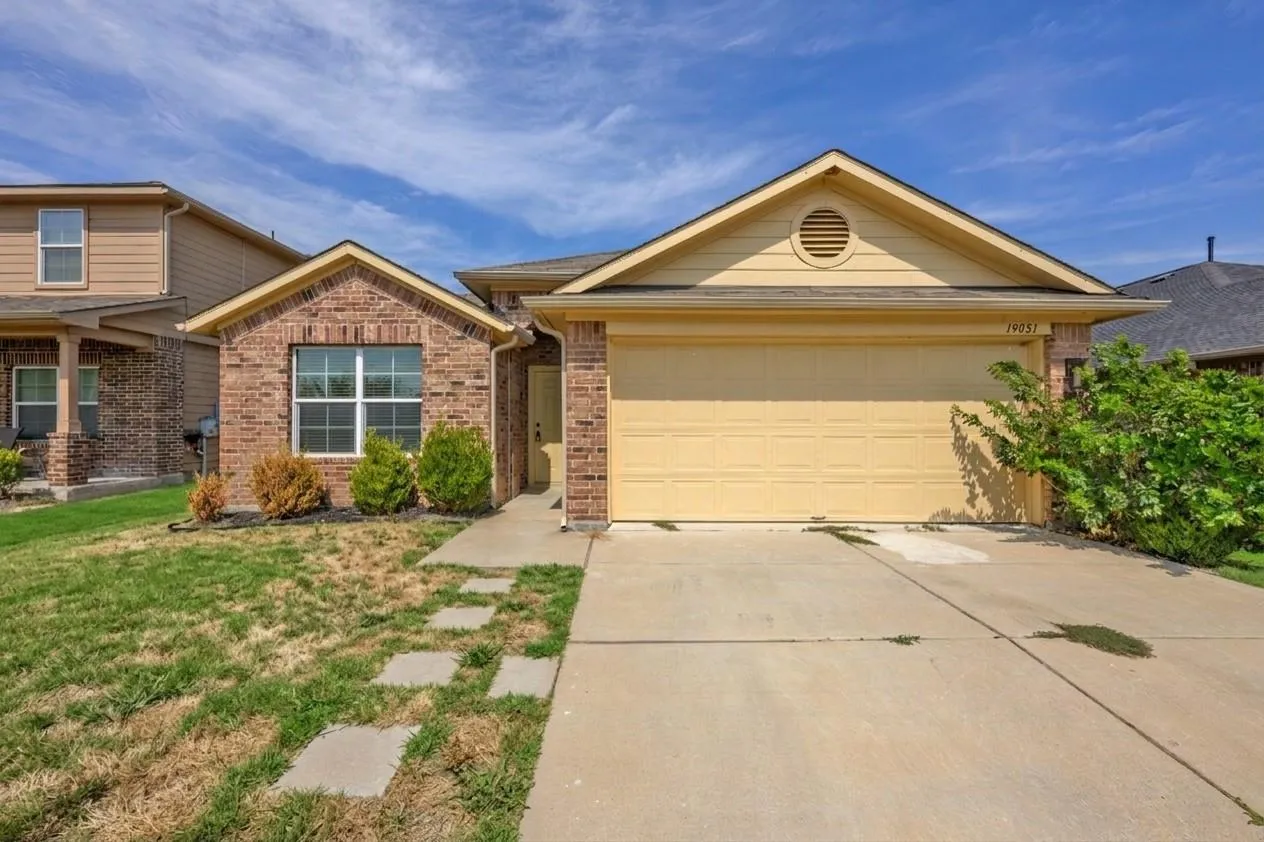 Photo of 19021 GREAT FALLS DR, Manor, TX, 78653