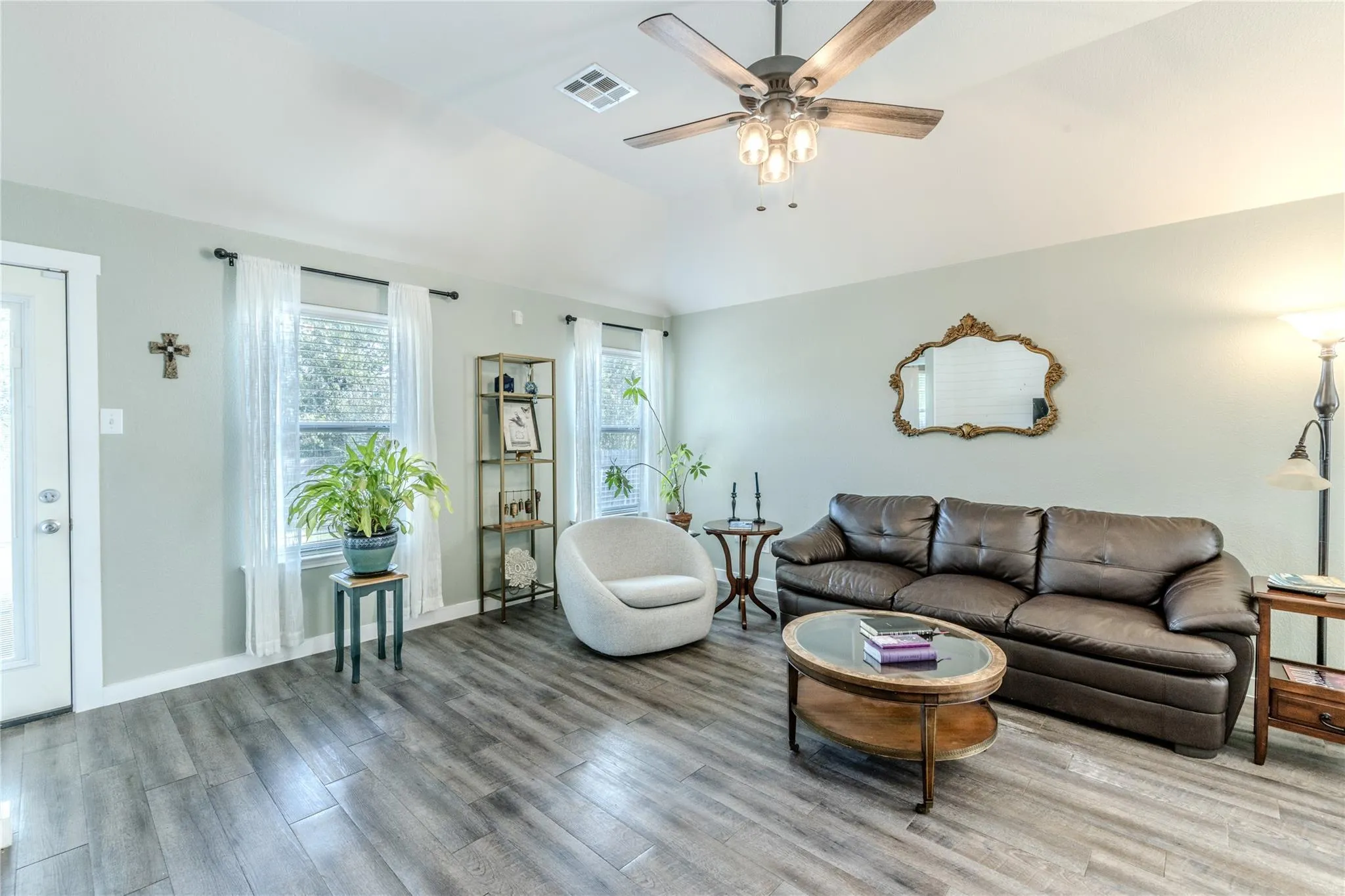 Photo 3 of 1089 HOT SPRING VLY