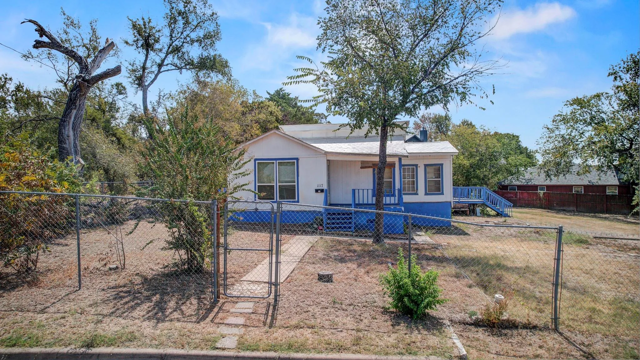 Photo of 1117 MANSELL AVE, Austin, TX, 78721