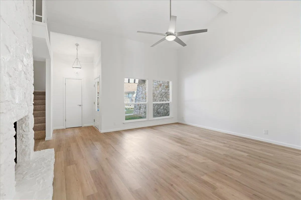 Photo 2 of 2217 ONION CREEK PKWY #121