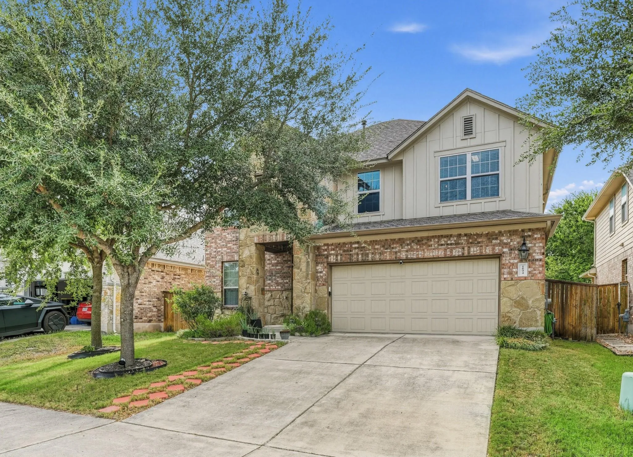 Photo of 1694 OYSTER CRK, Buda, TX, 78610