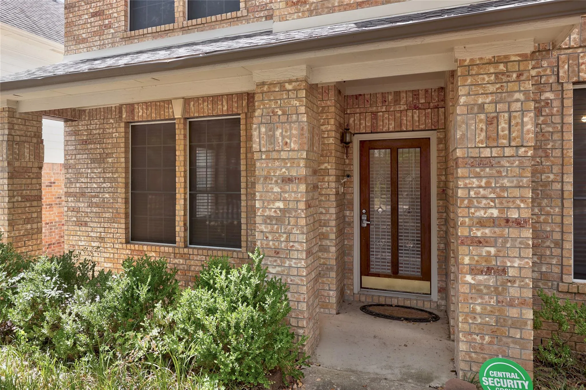 Photo 3 of 1519 TAMAR LN