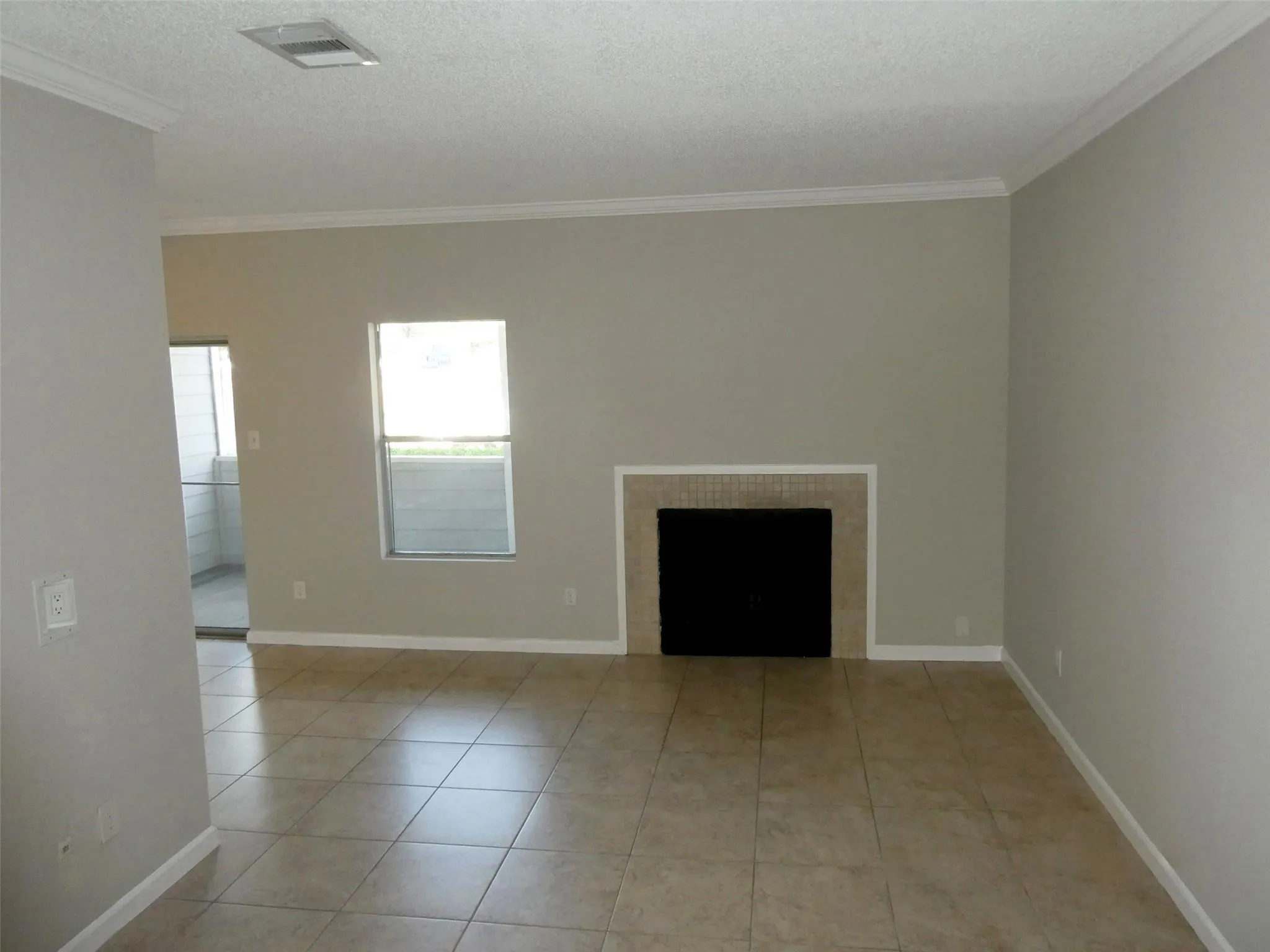 Photo 3 of 12166 METRIC BLVD #1009